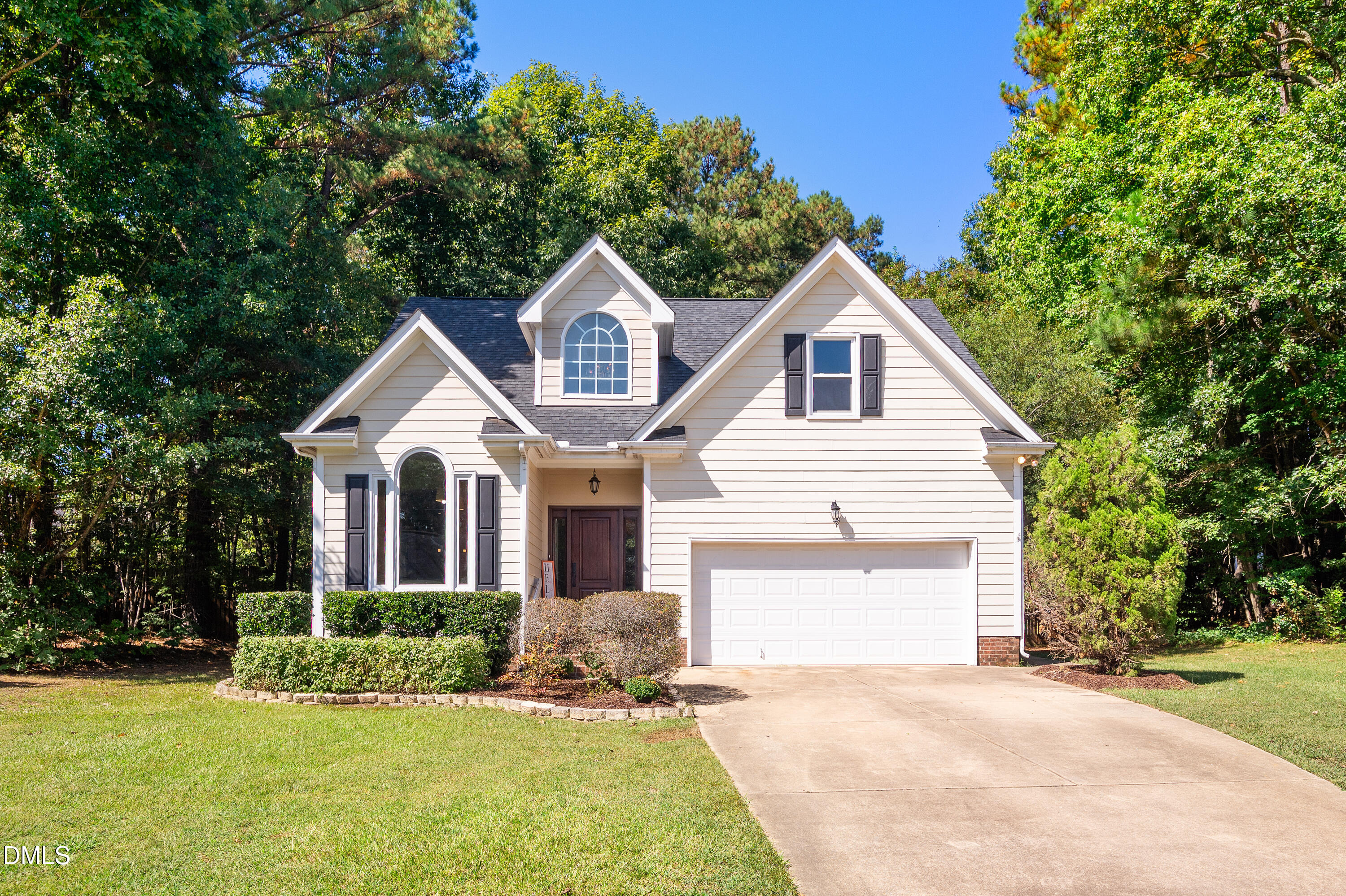 140 Clay Ridge Way Property Photo 1