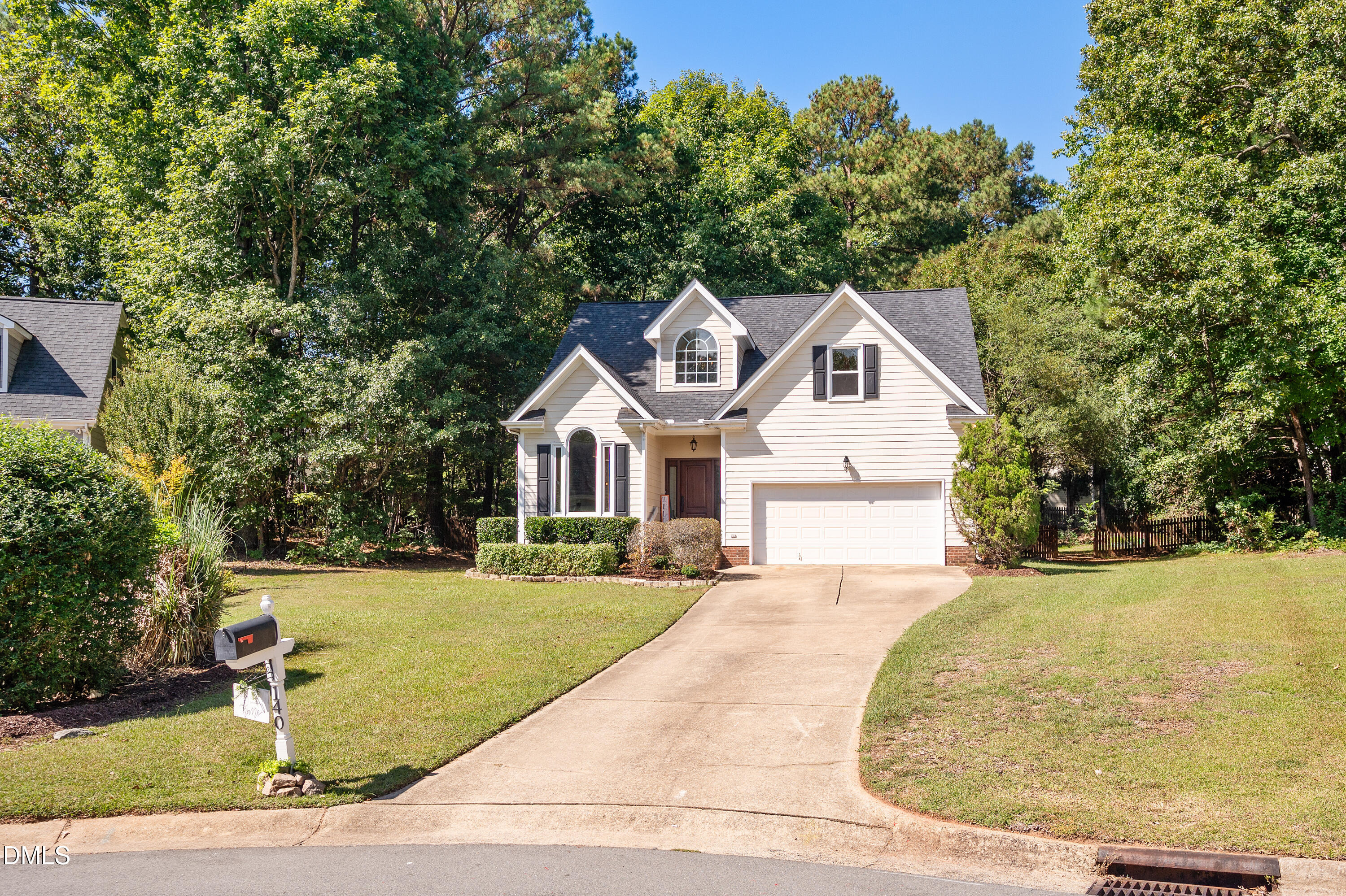 140 Clay Ridge Way Property Photo 3