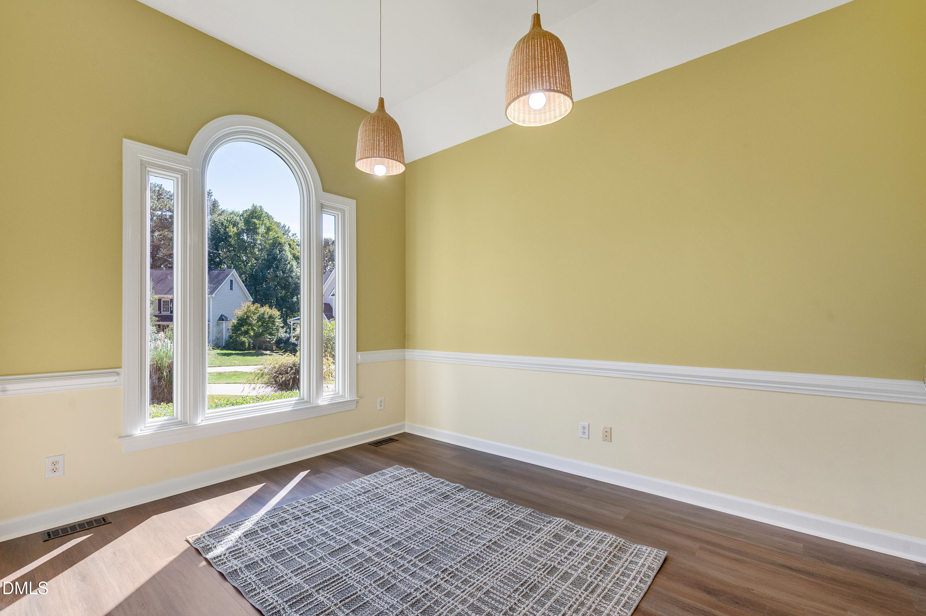 140 Clay Ridge Way Property Photo 4