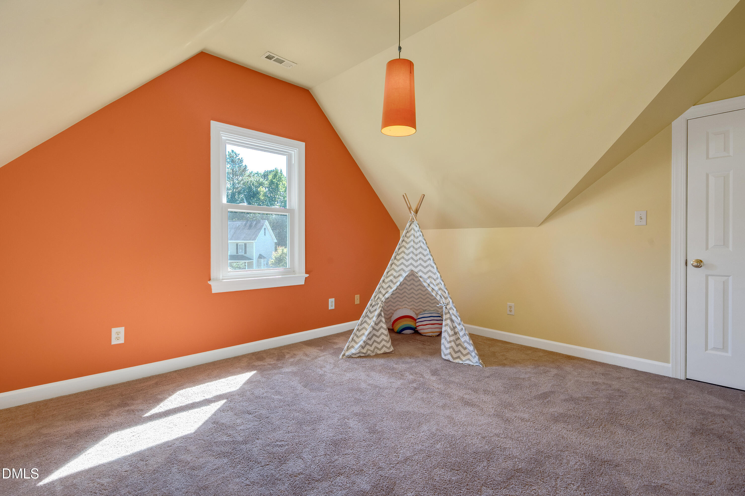 140 Clay Ridge Way Property Photo 23