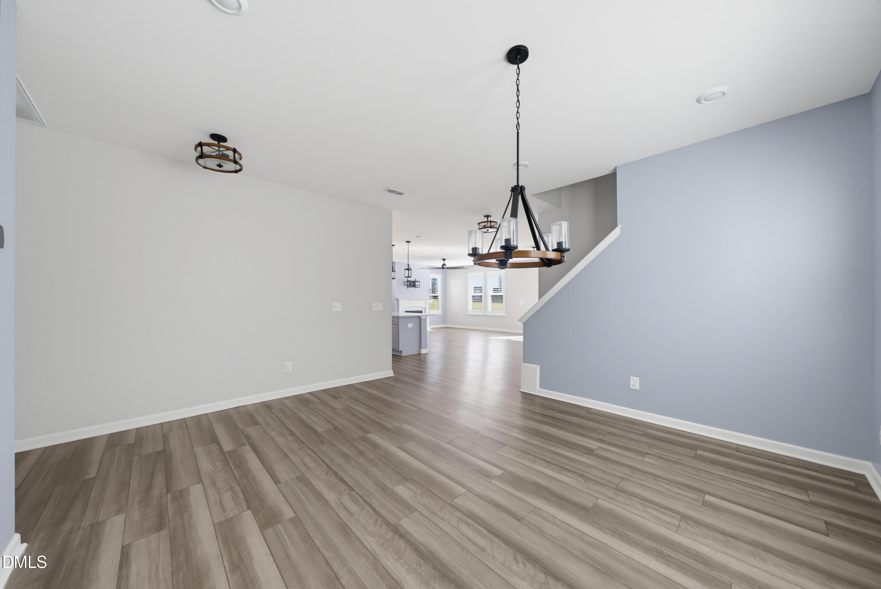 712 Emmer Street Property Photo 6