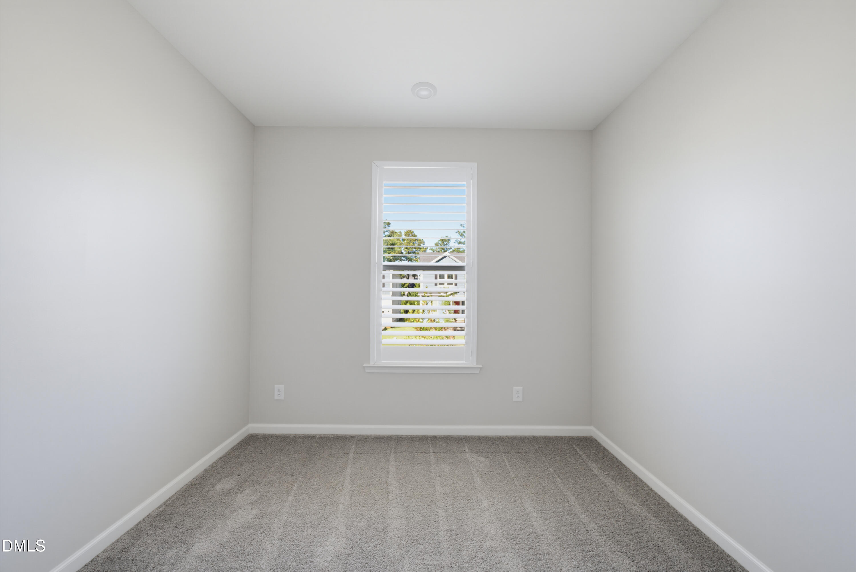 712 Emmer Street Property Photo 20