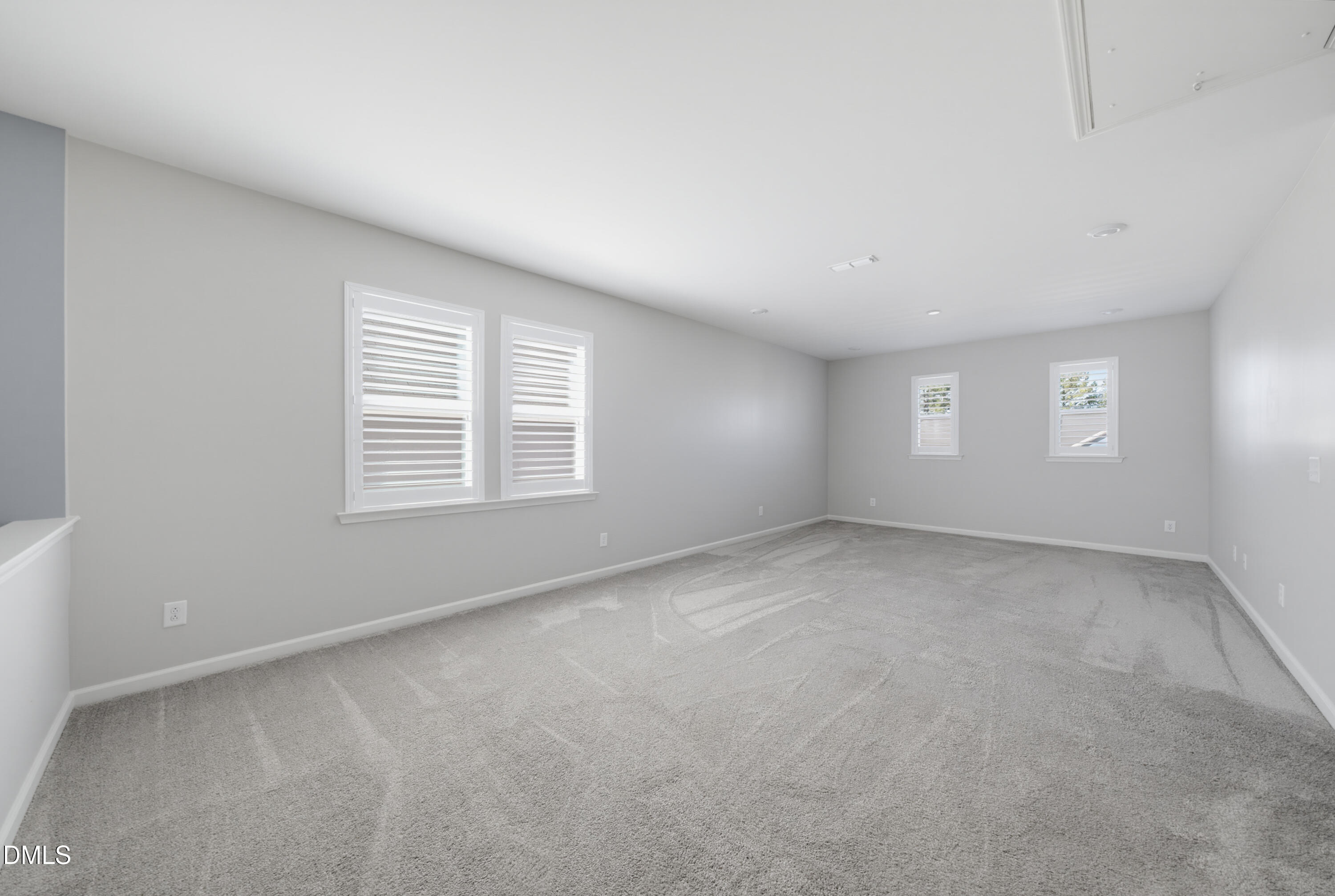 712 Emmer Street Property Photo 22