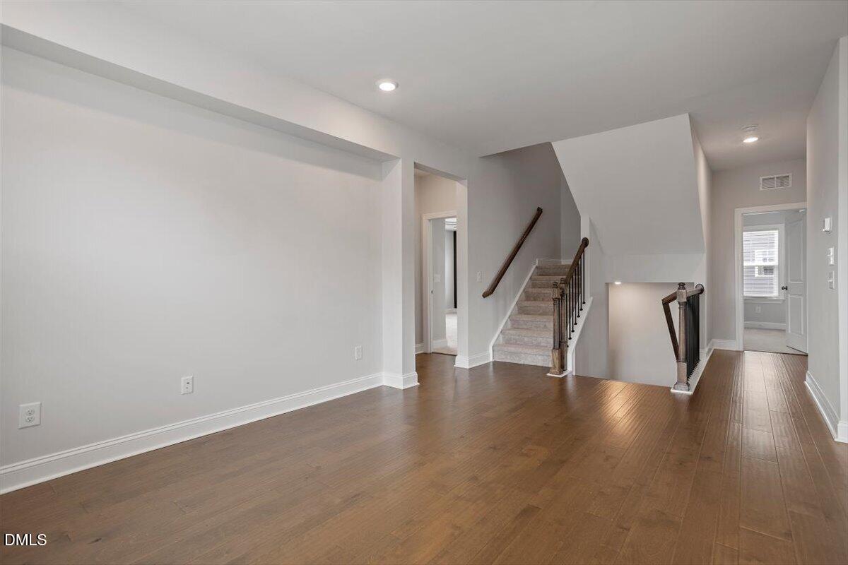 245 N Crest Drive Property Photo 23