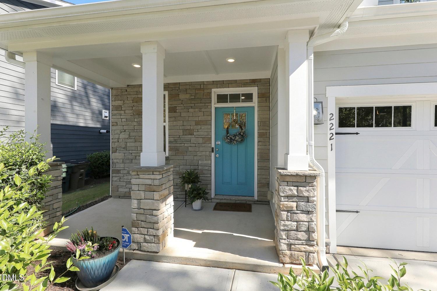 2221 Swabia Court Property Photo 2