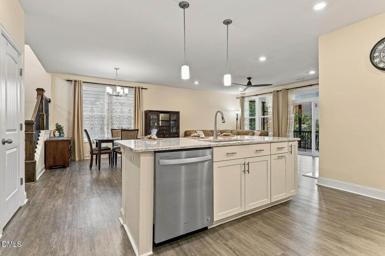 2221 Swabia Court Property Photo 13
