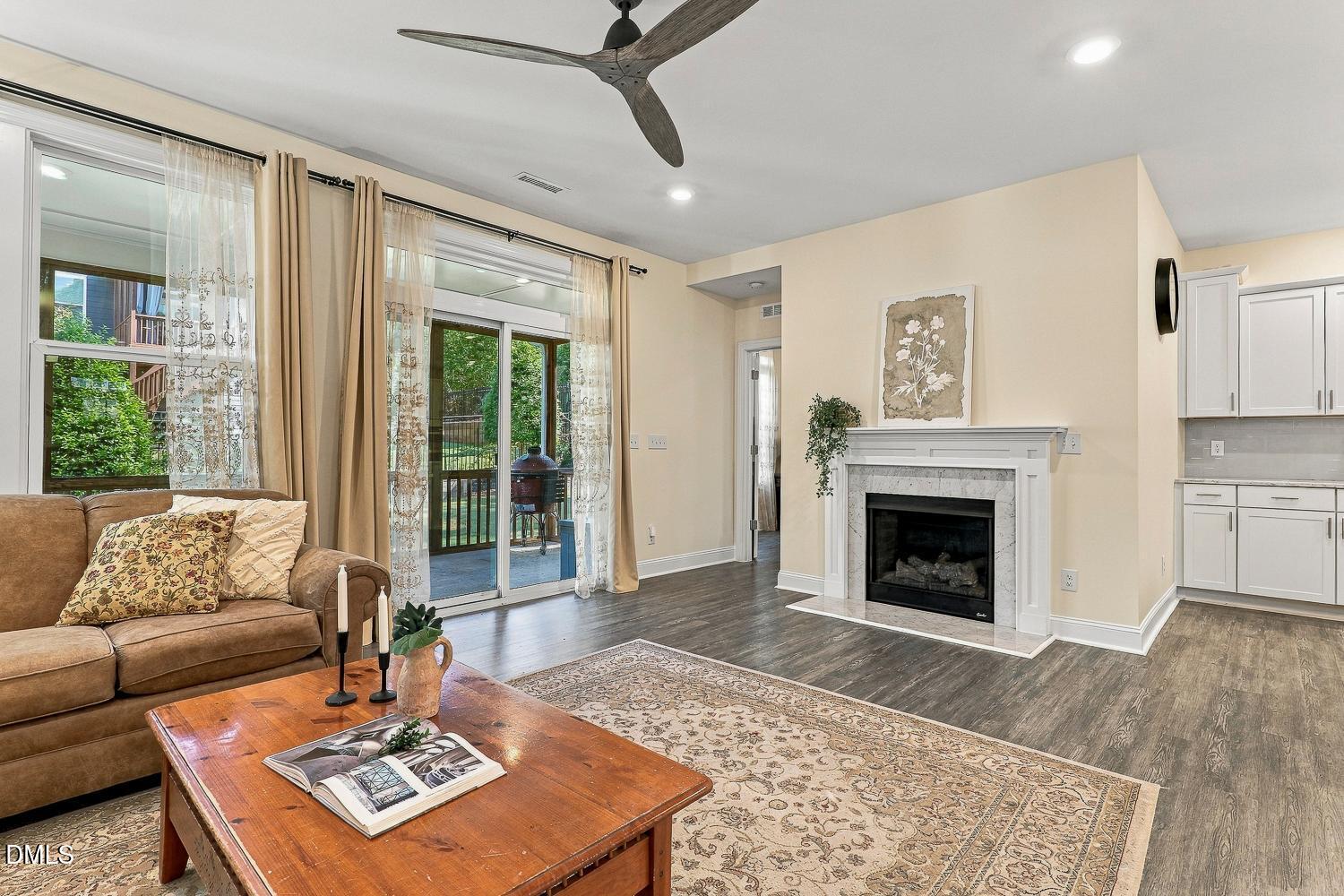 2221 Swabia Court Property Photo 22