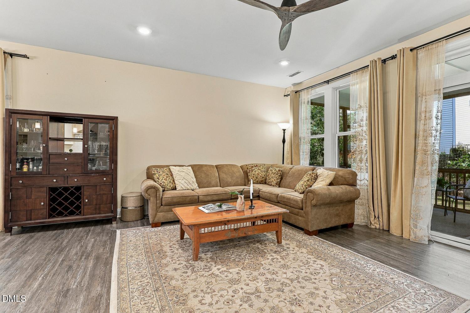 2221 Swabia Court Property Photo 24