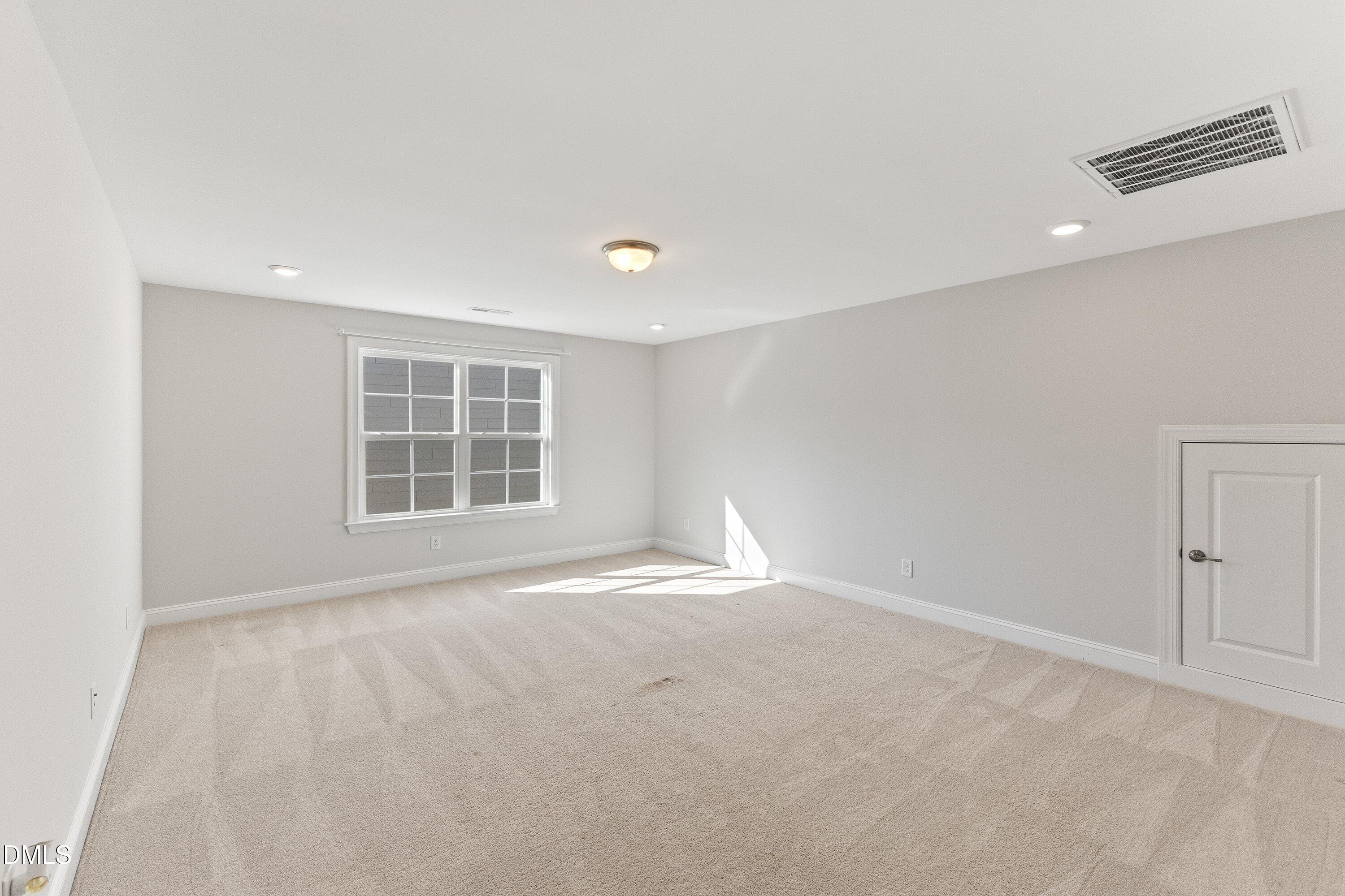 1920 Kings Knot Court Property Photo 16