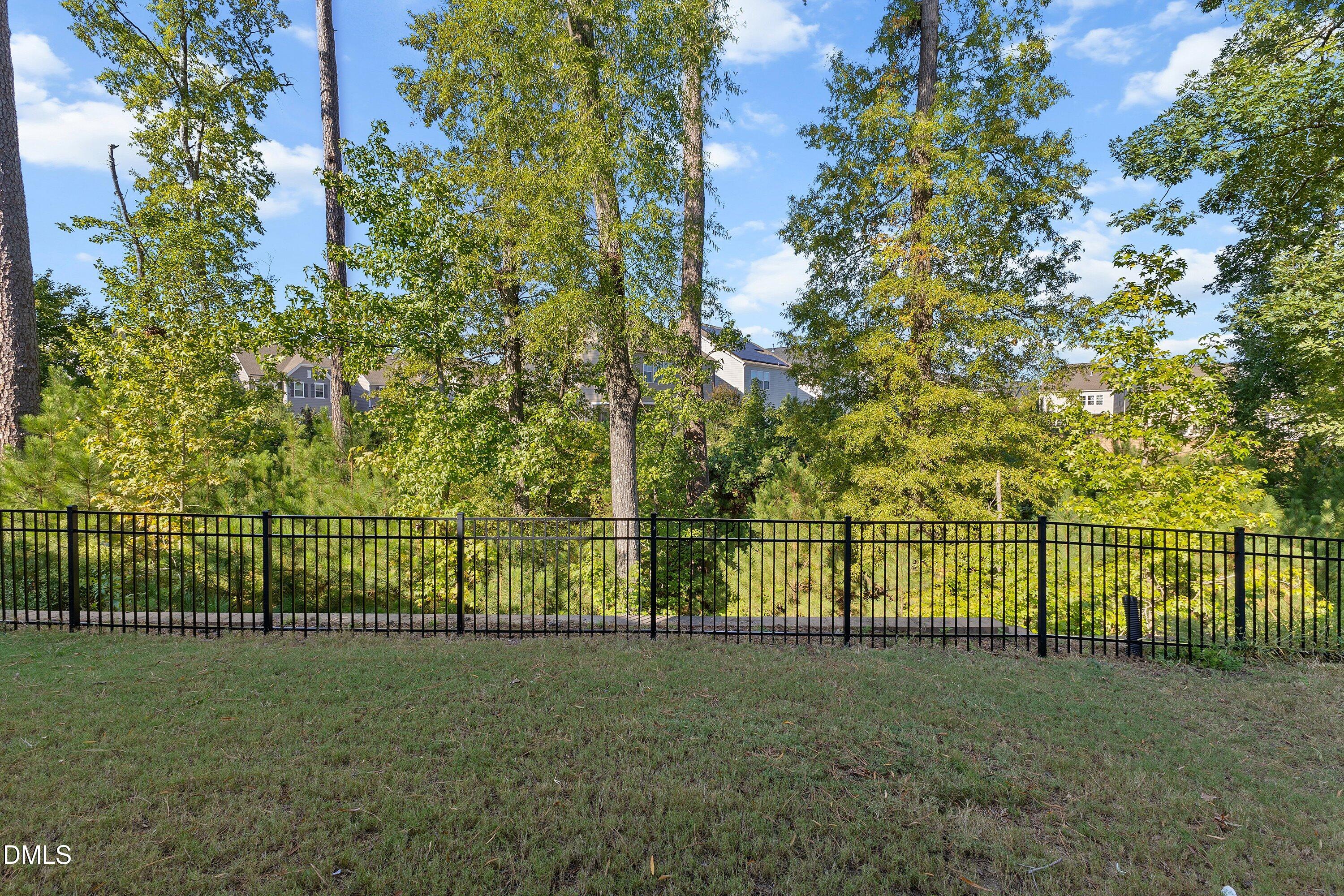 1920 Kings Knot Court Property Photo 19
