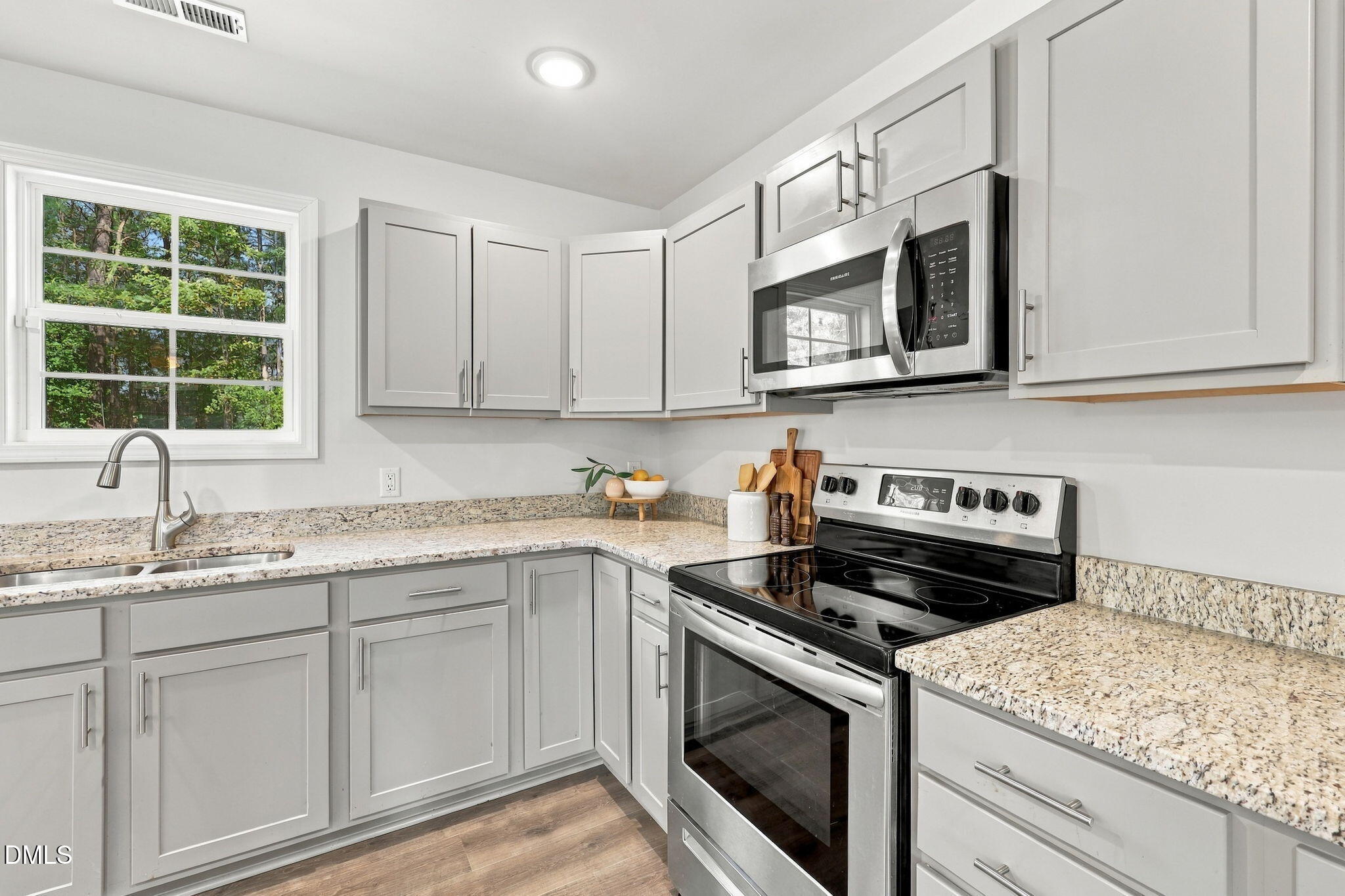 312 Mann Street Property Photo 7