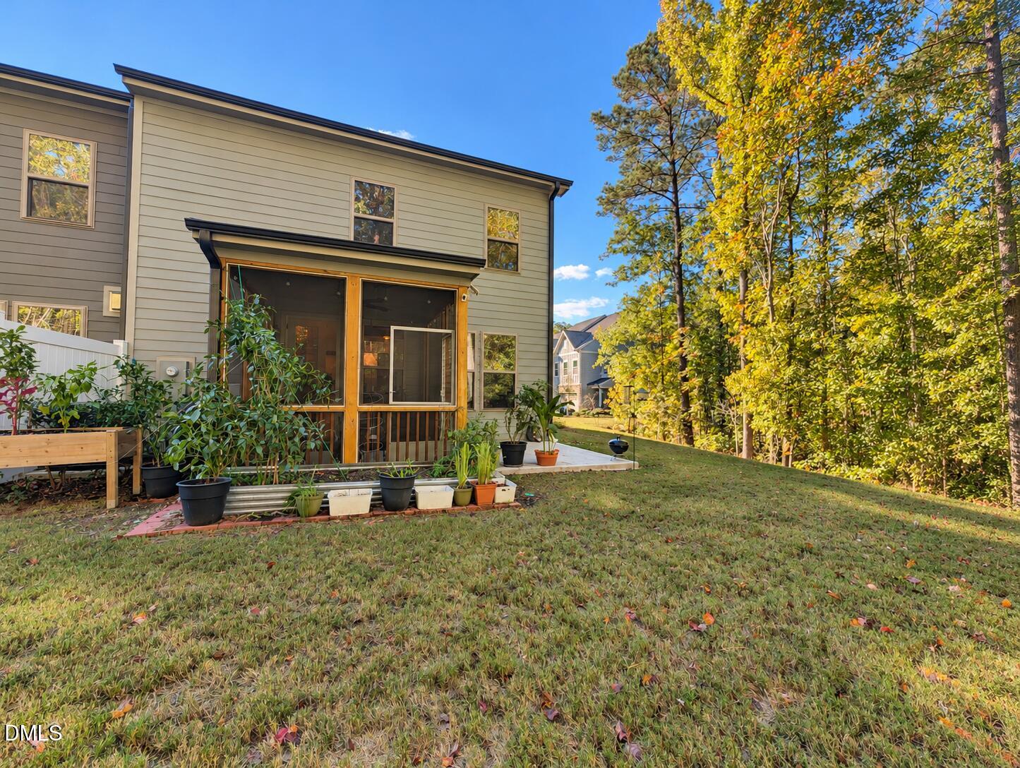 2039 Maggie Valley Drive Property Photo 26