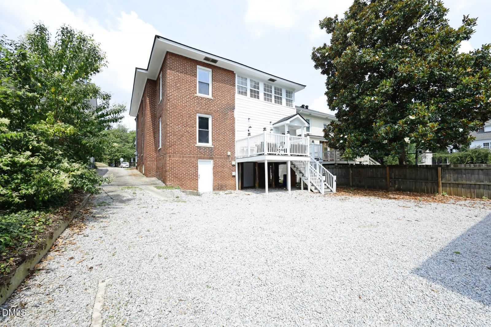 708 1/2 Glenwood Avenue Property Photo 4