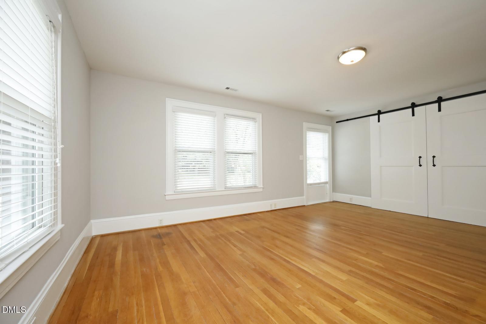 708 1/2 Glenwood Avenue Property Photo 9