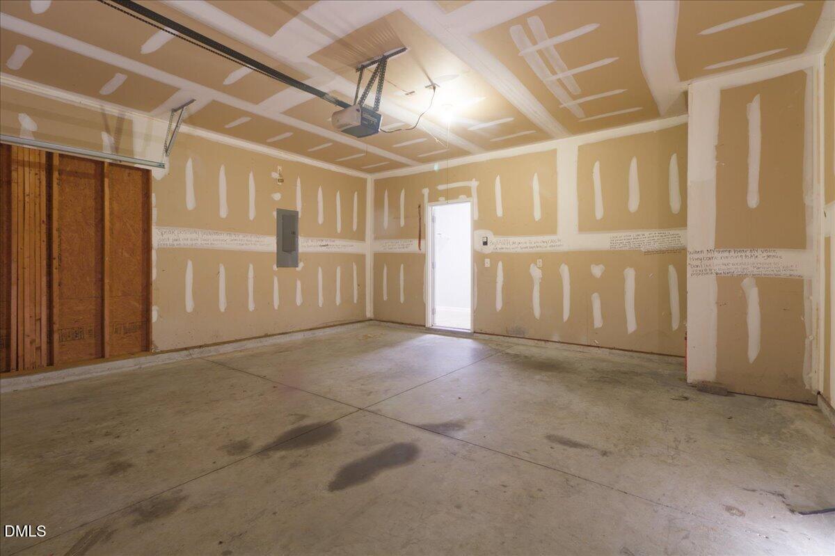 1402 Torrey Pines Court Property Photo 17