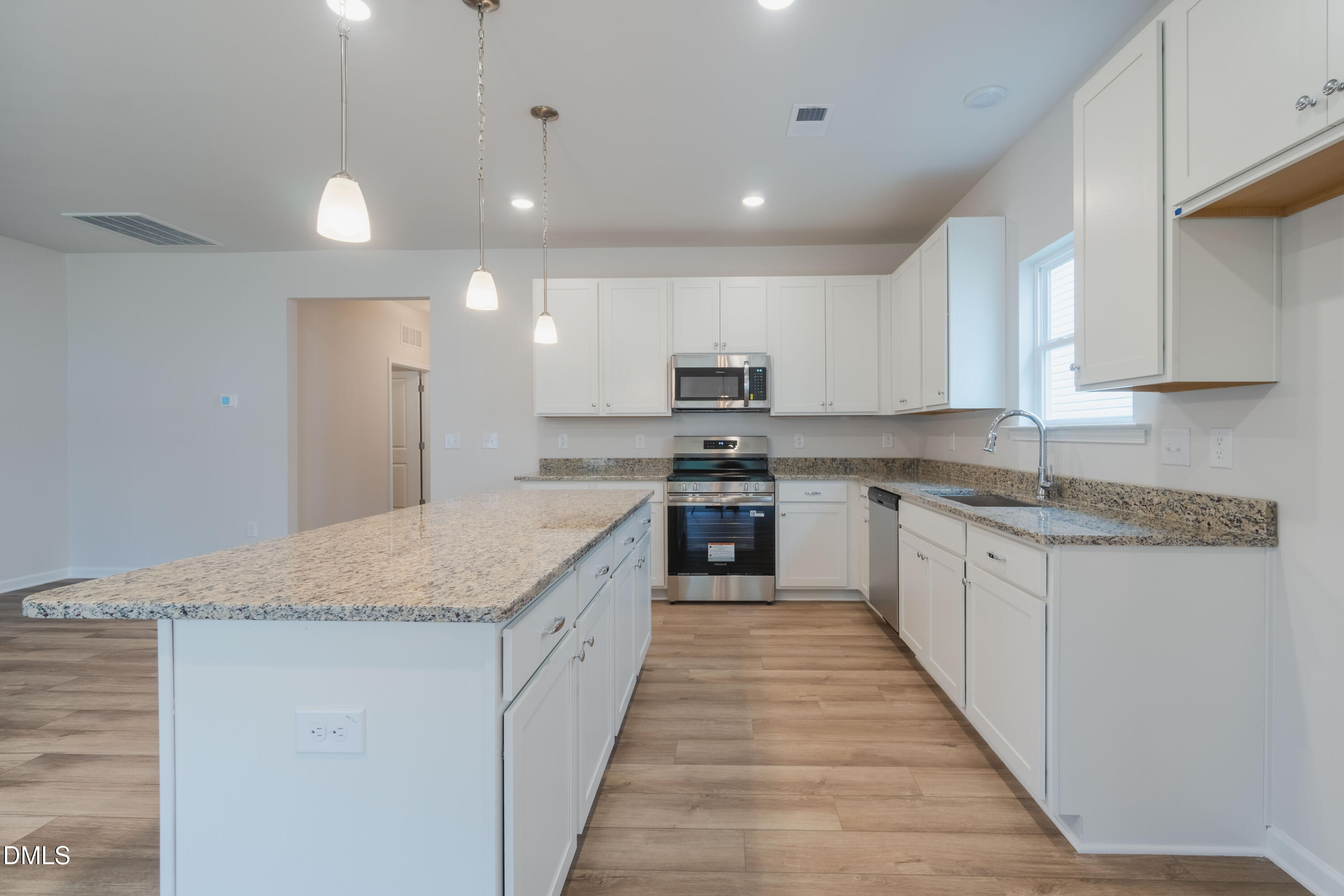 413 Barter Drive Property Photo 8