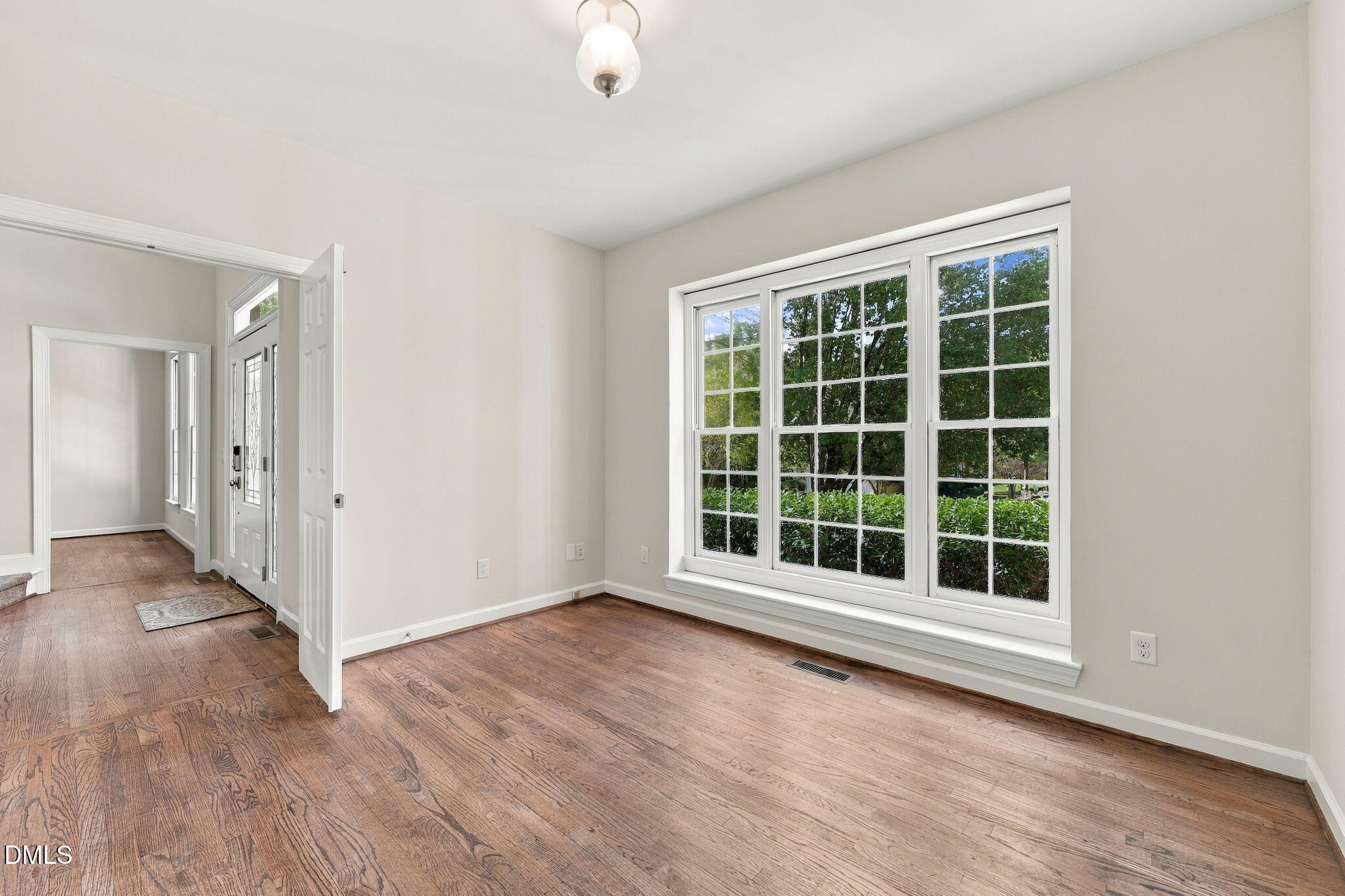 301 Spring Garden Drive Property Photo 6