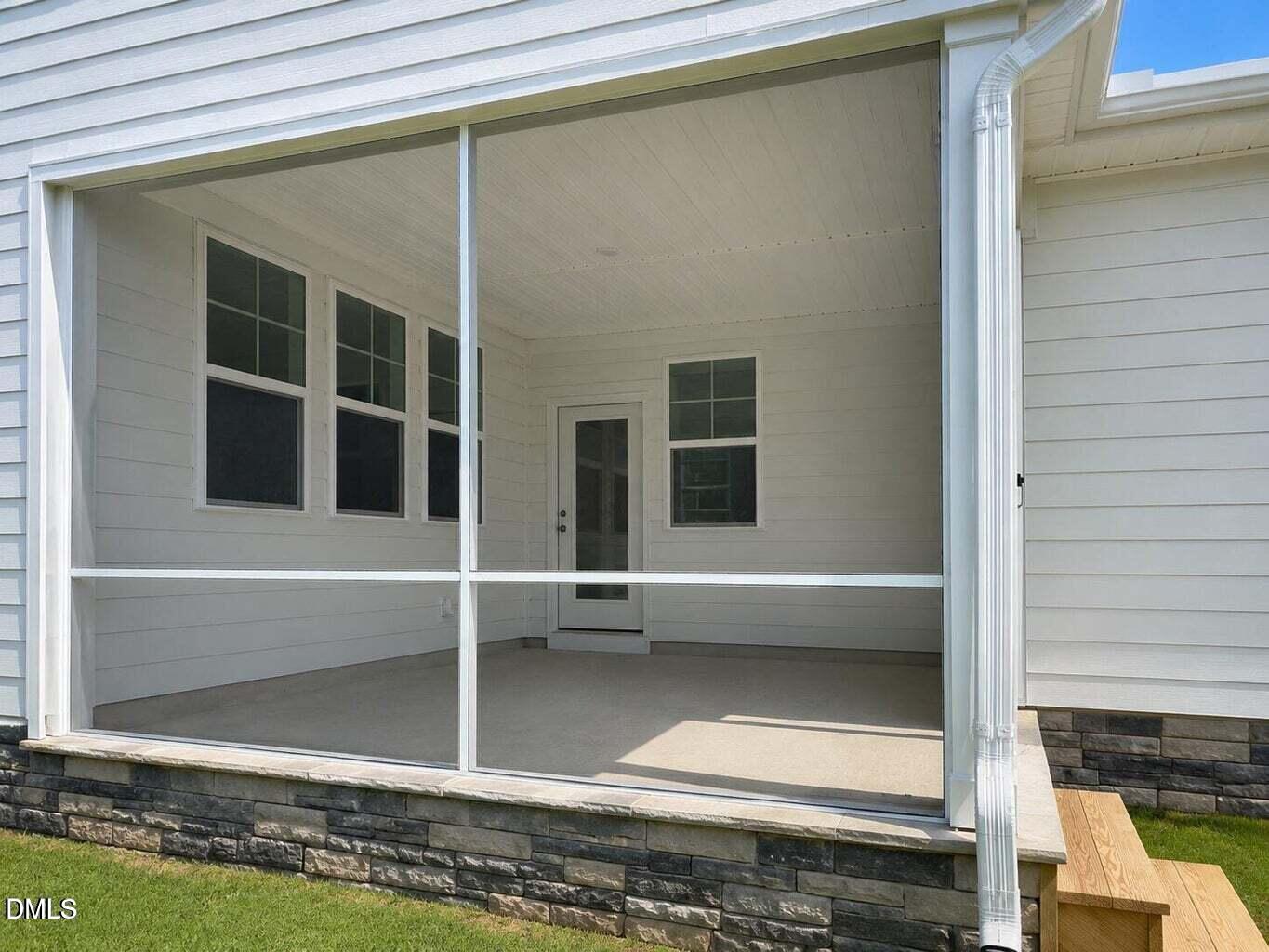 1565 Goldfinch Perch Lane Property Photo 23