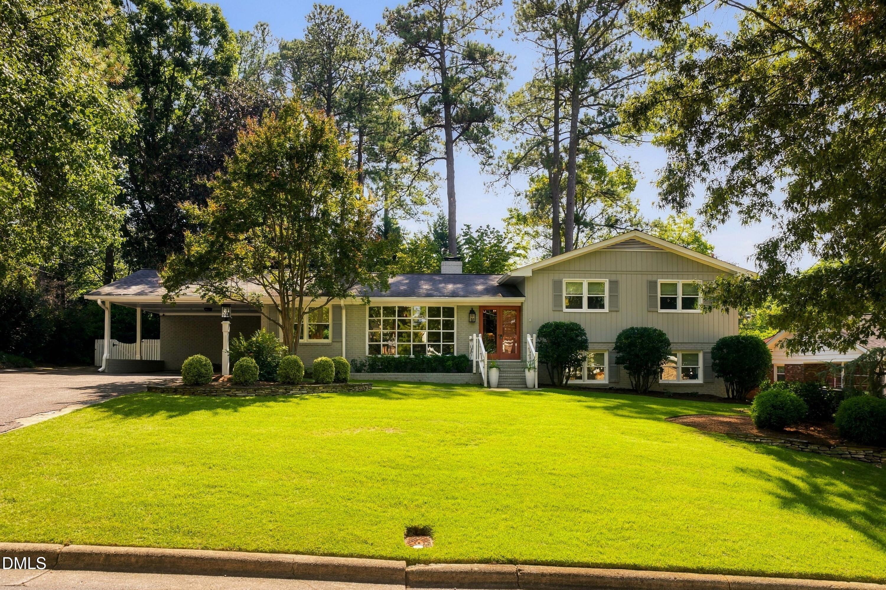 205 Ellwood Drive Property Photo 1