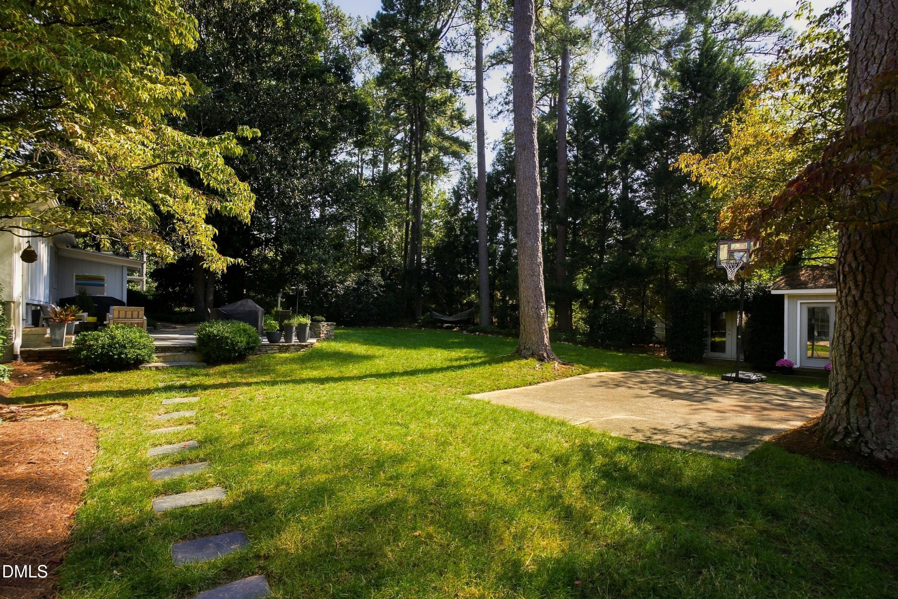 205 Ellwood Drive Property Photo 22