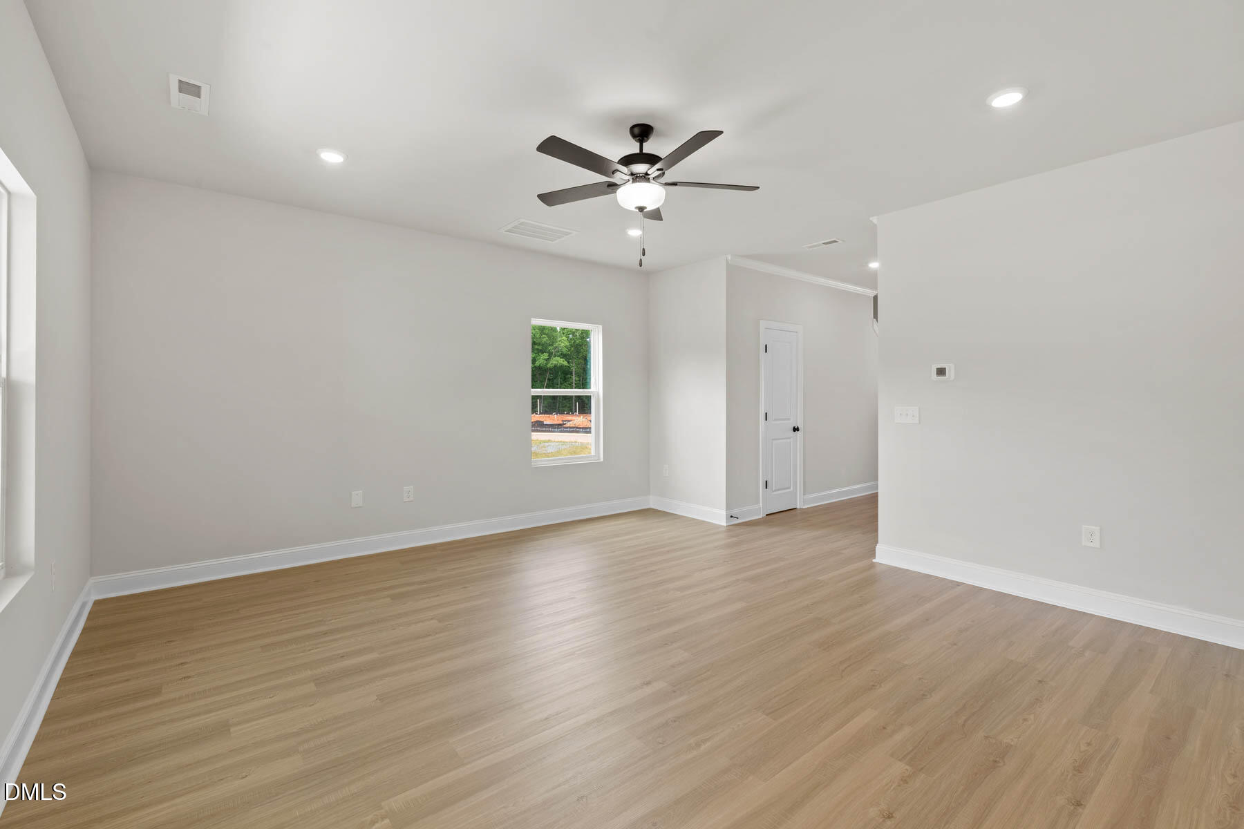 101 Serrano Way Property Photo 3