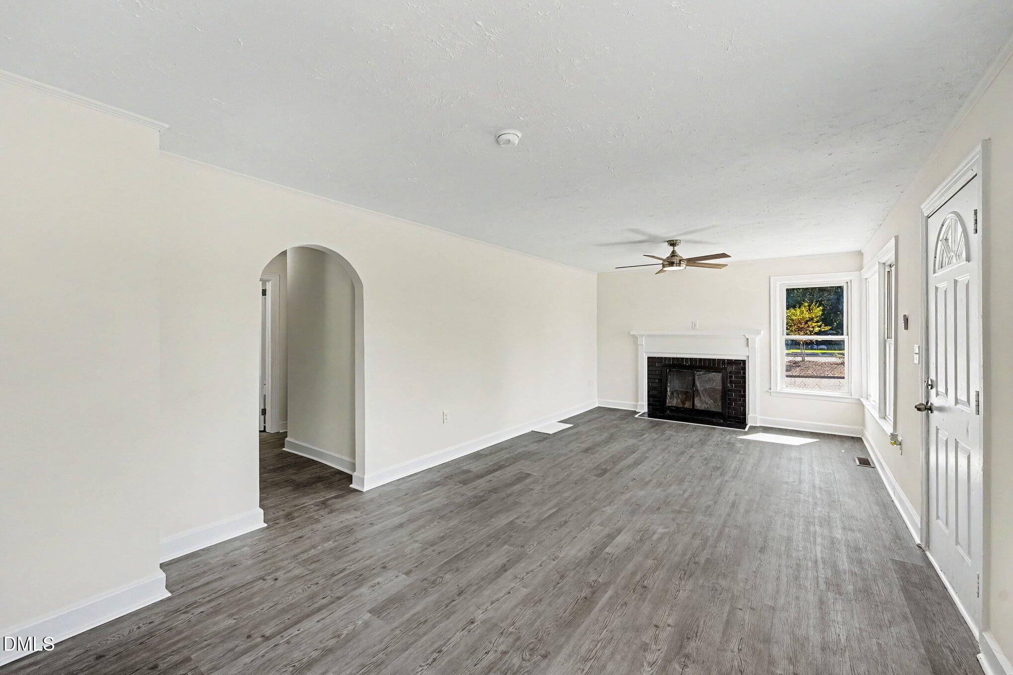 1009 W New Hampshire Avenue Property Photo 14