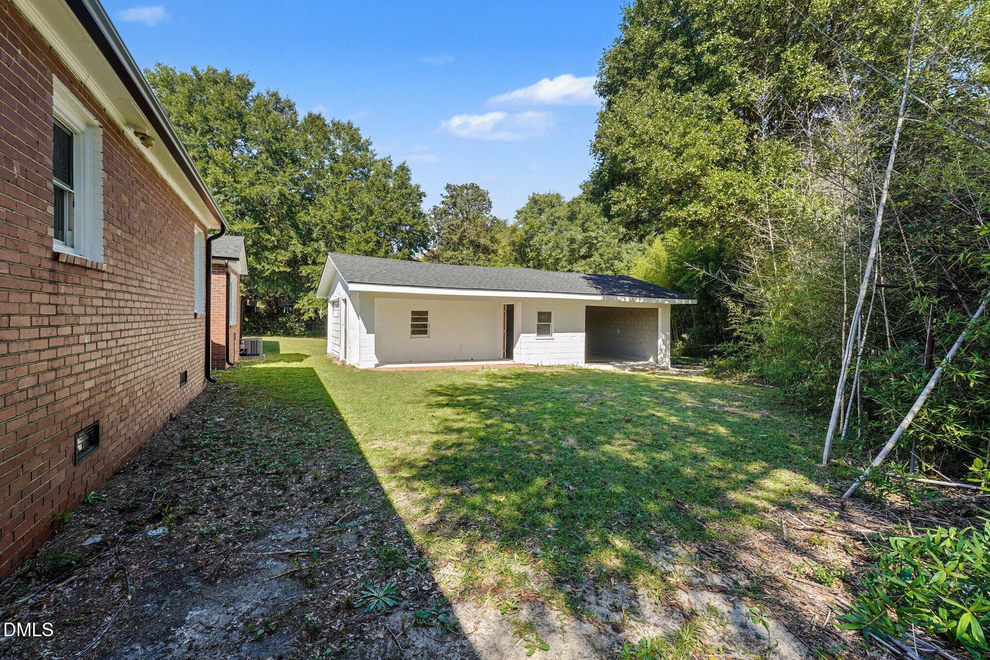 1009 W New Hampshire Avenue Property Photo 36