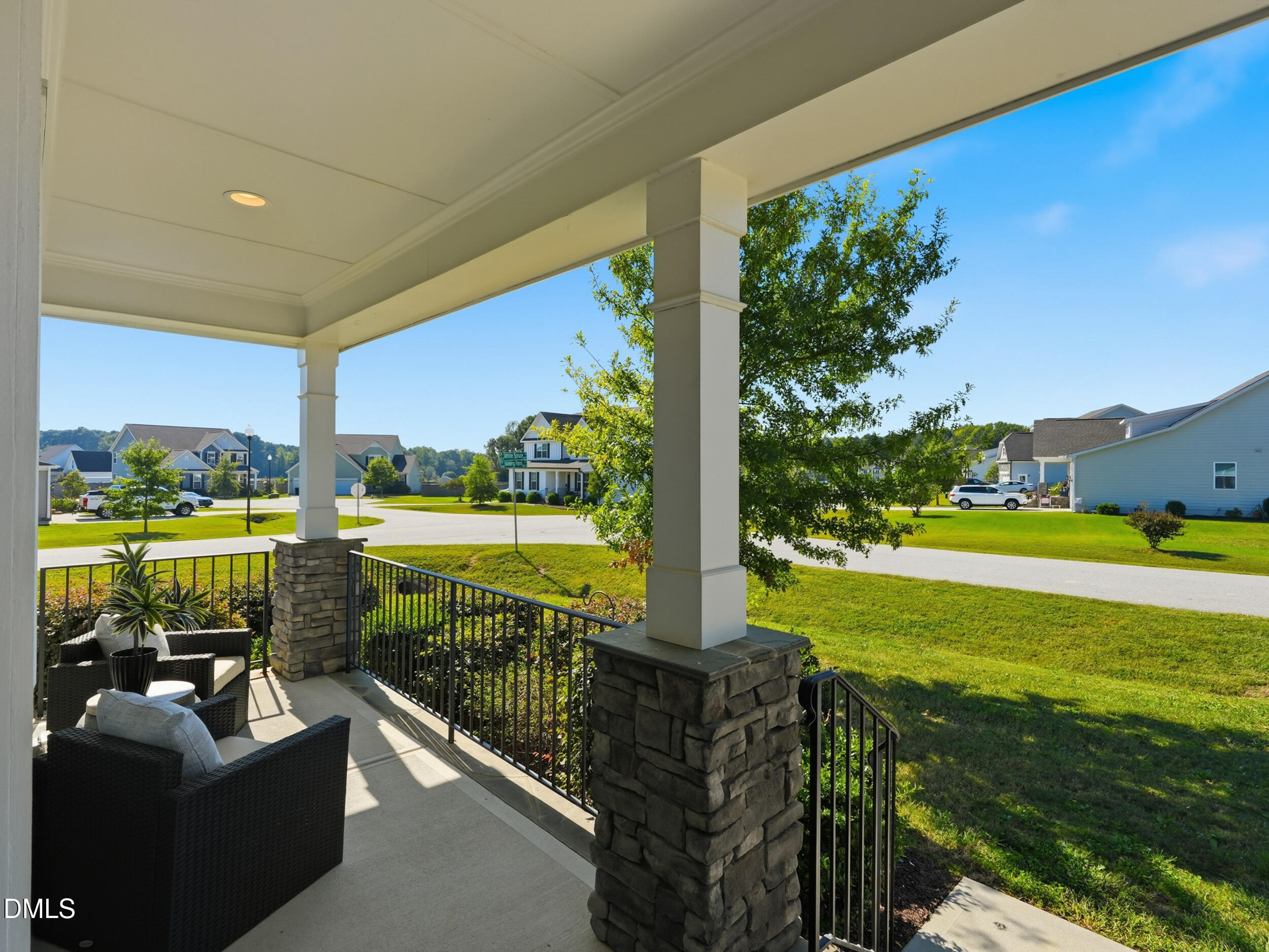 8313 Walking Fern Court Property Photo 6