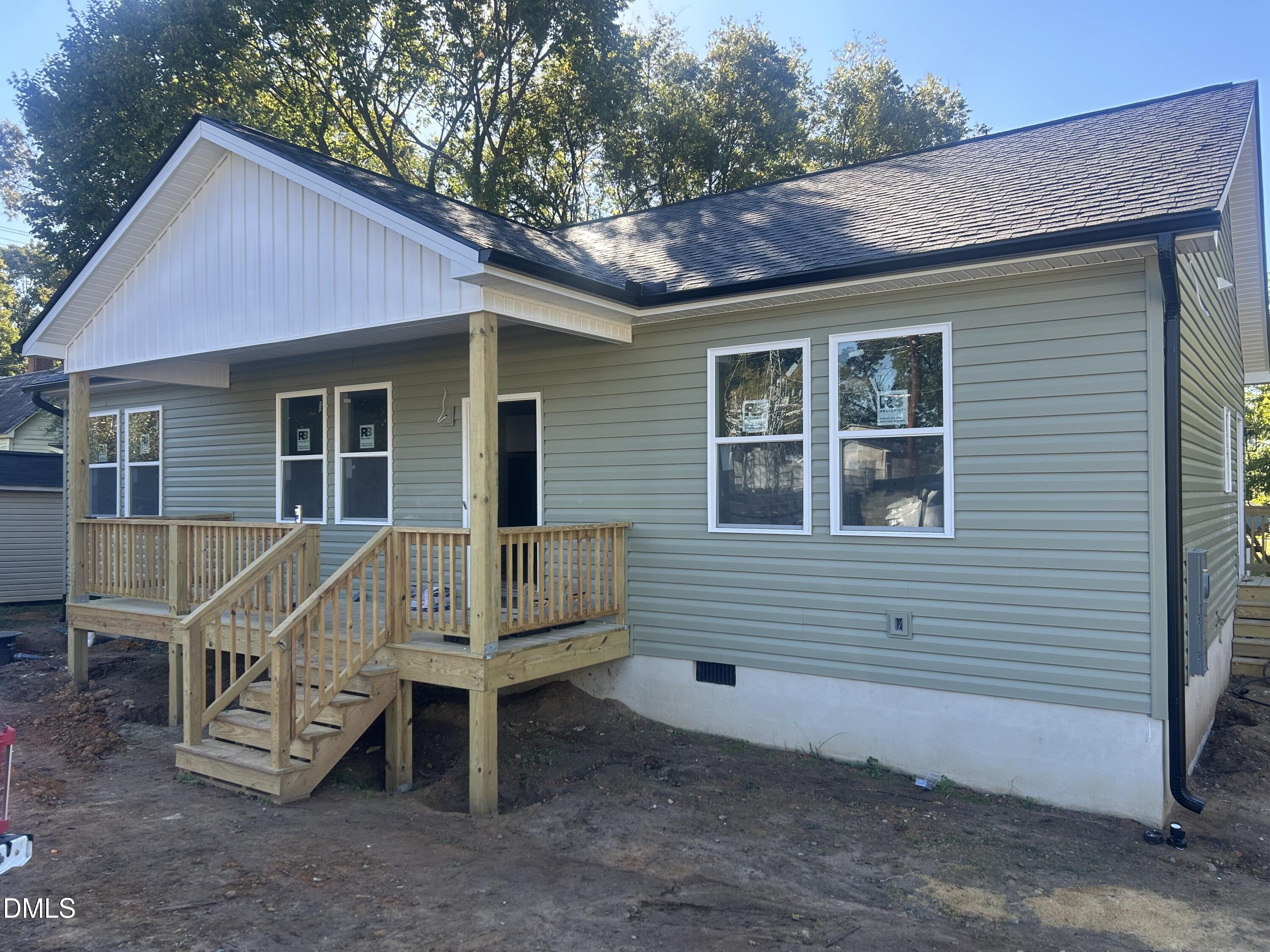 302 Guthrie Street Property Photo 1