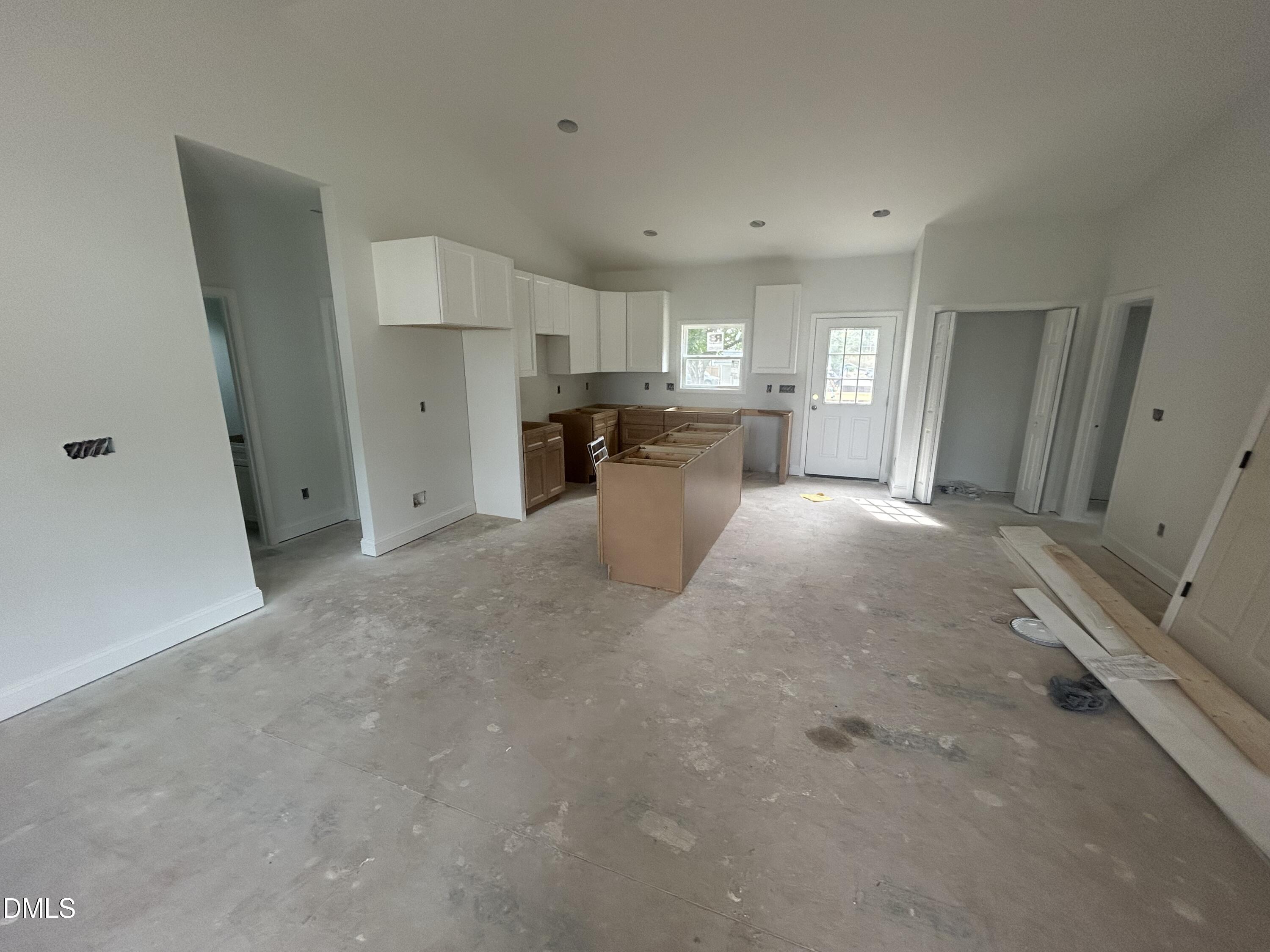 302 Guthrie Street Property Photo 3