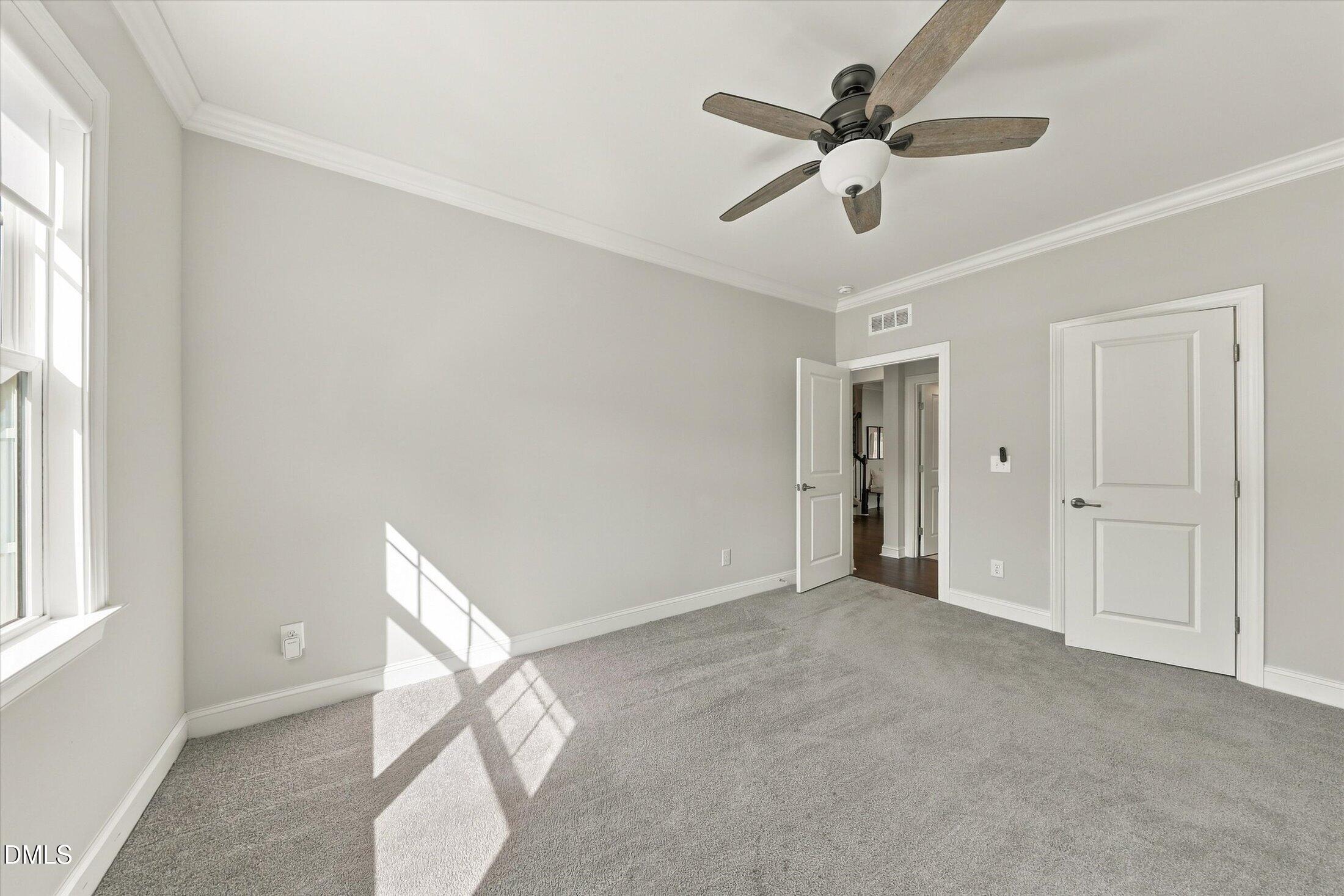 169 English Violet Lane Property Photo 25