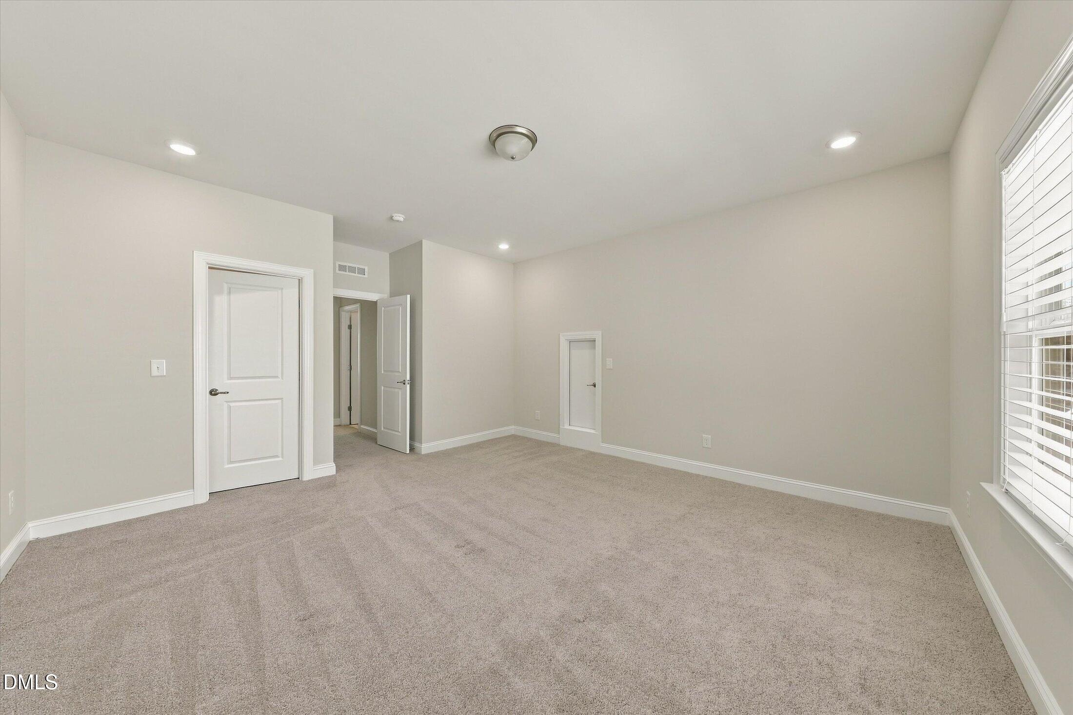 169 English Violet Lane Property Photo 30
