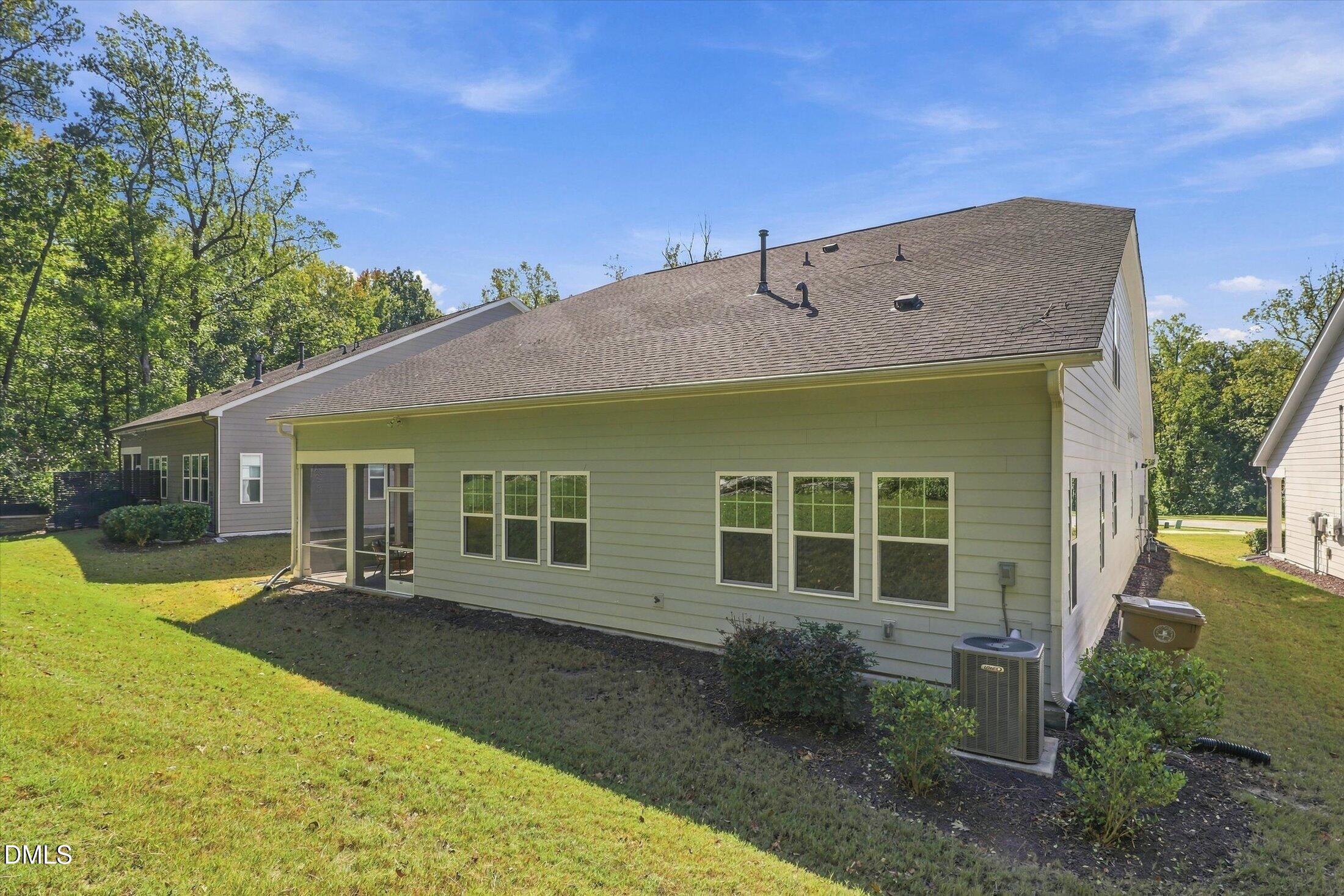 169 English Violet Lane Property Photo 35