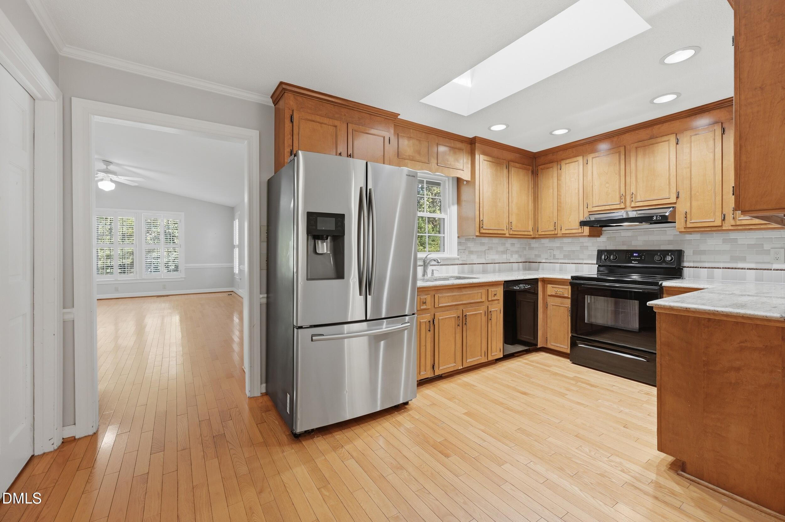 1012 Deboy Street Property Photo 6