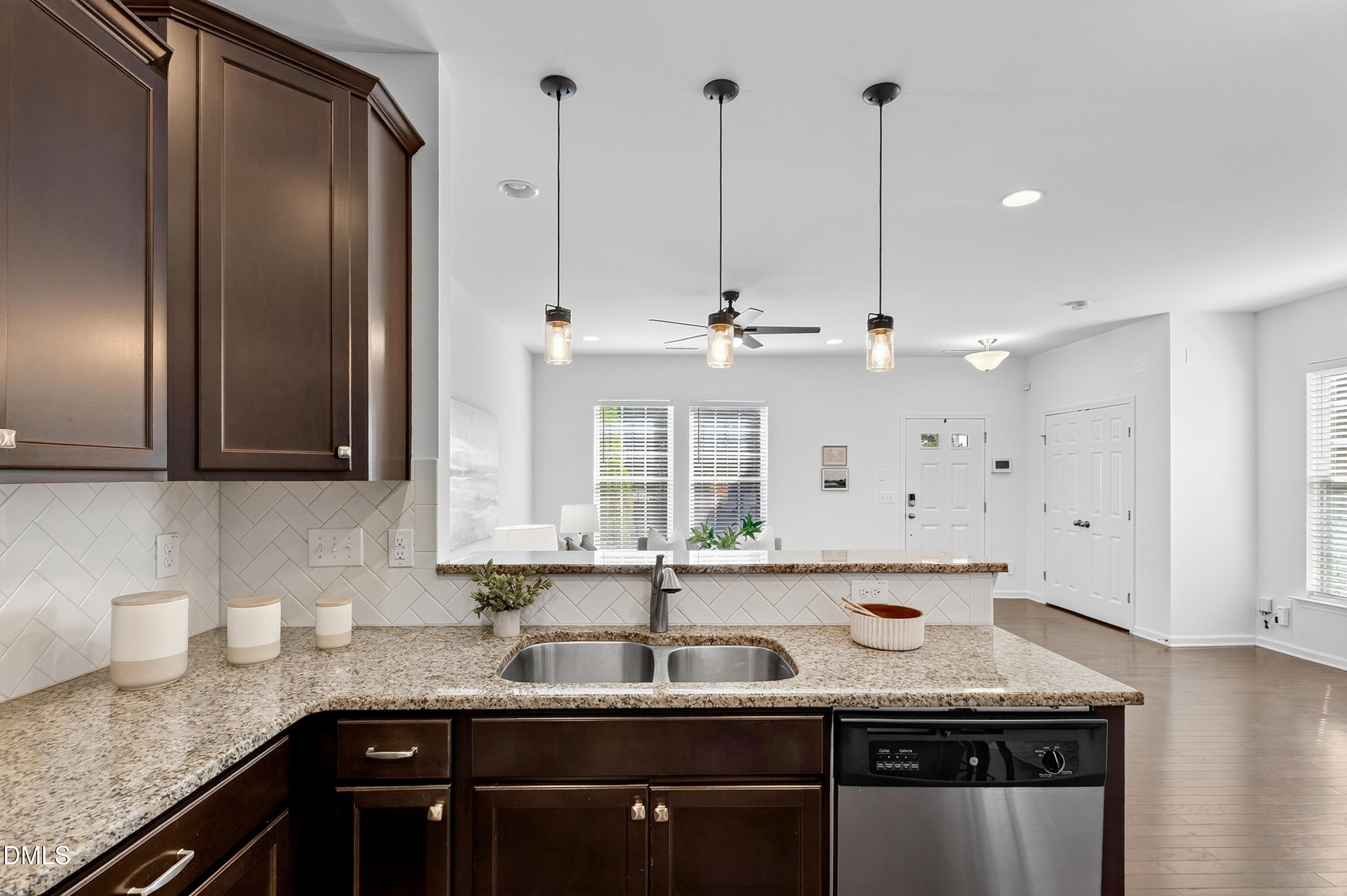 1118 Renewal Place Property Photo 14