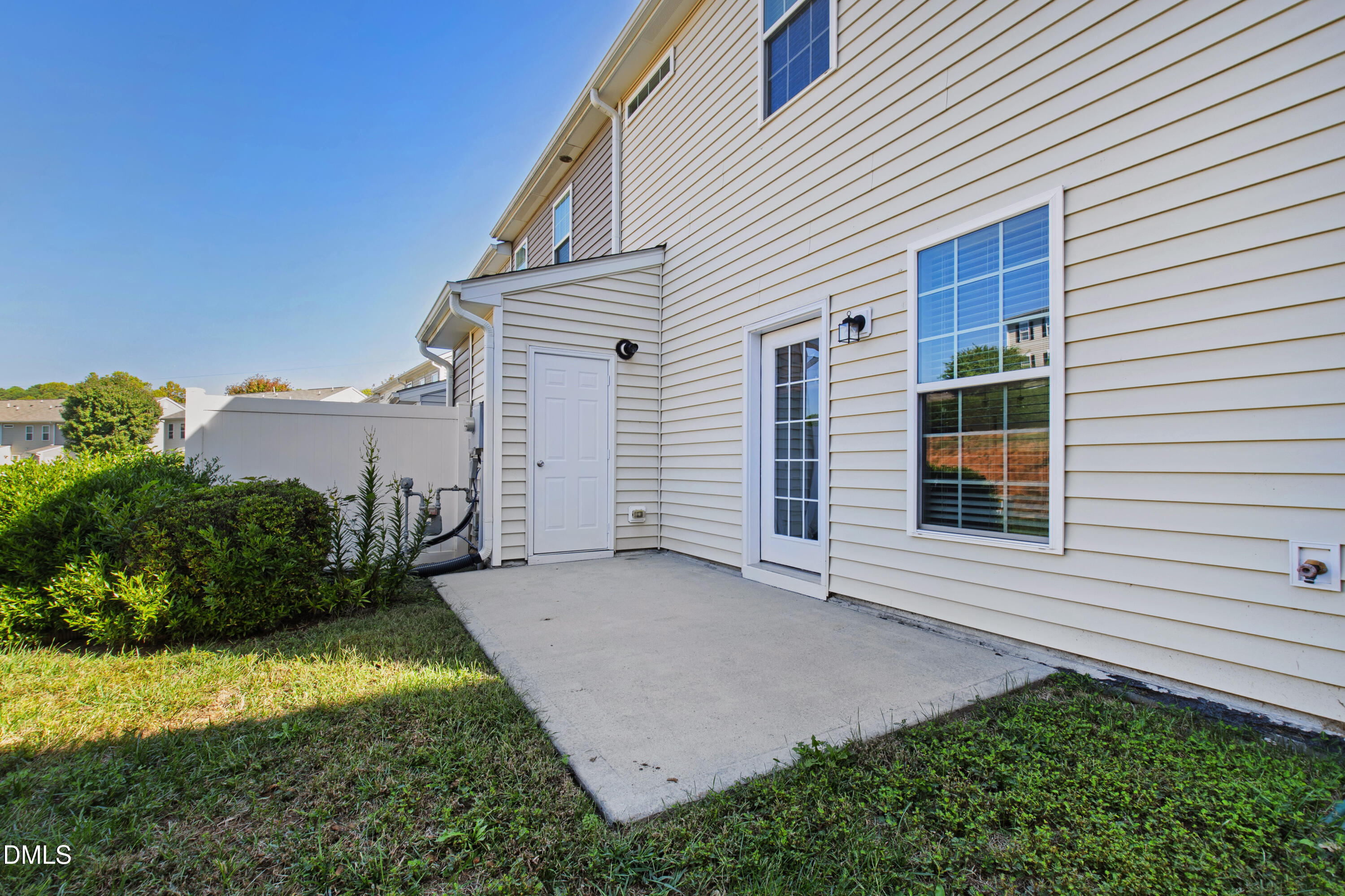 1118 Renewal Place Property Photo 38