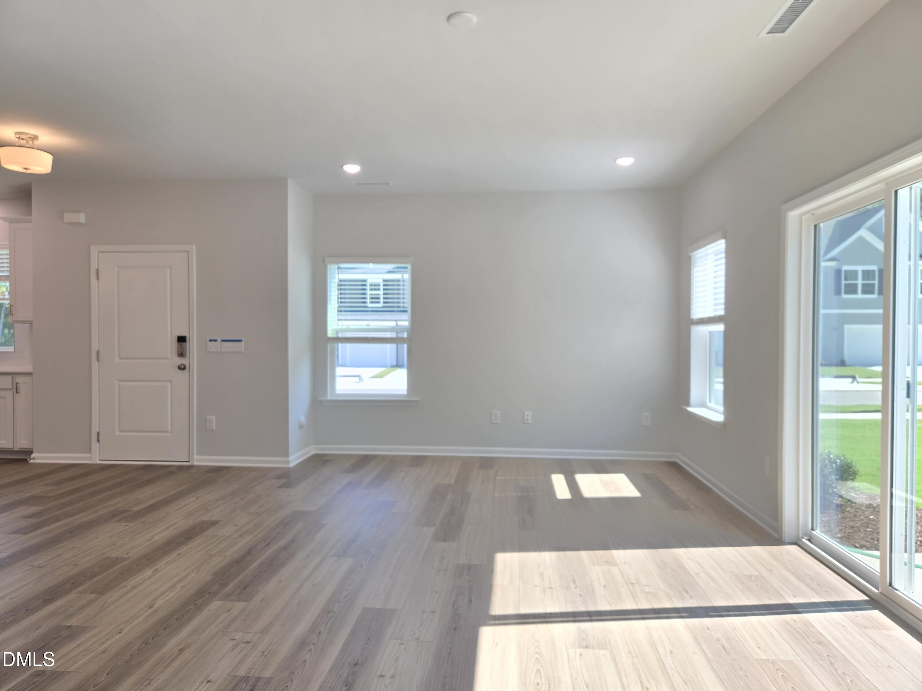 4828 Salamander Court Property Photo 6
