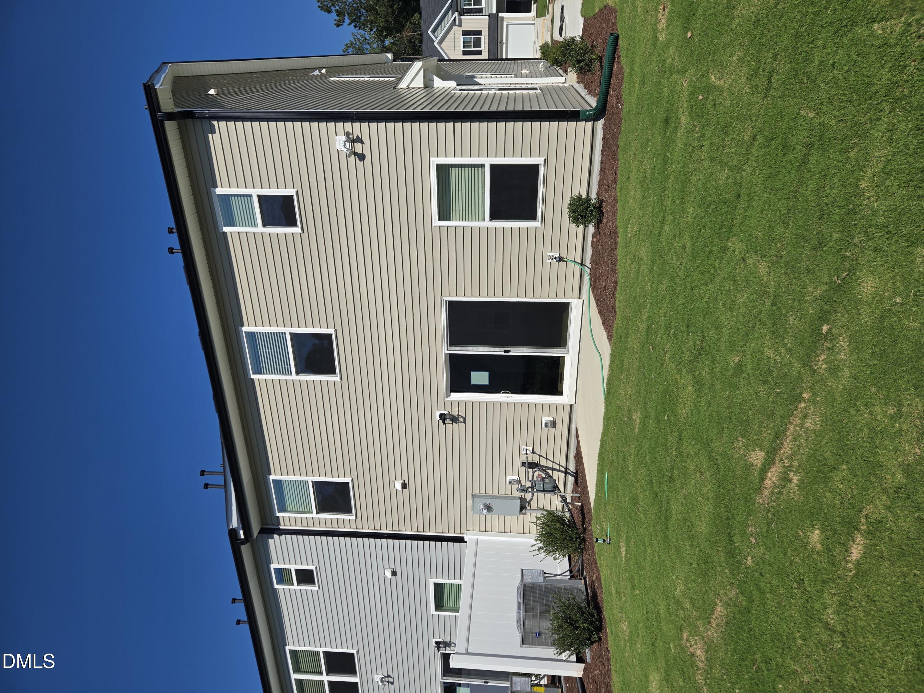 4828 Salamander Court Property Photo 9