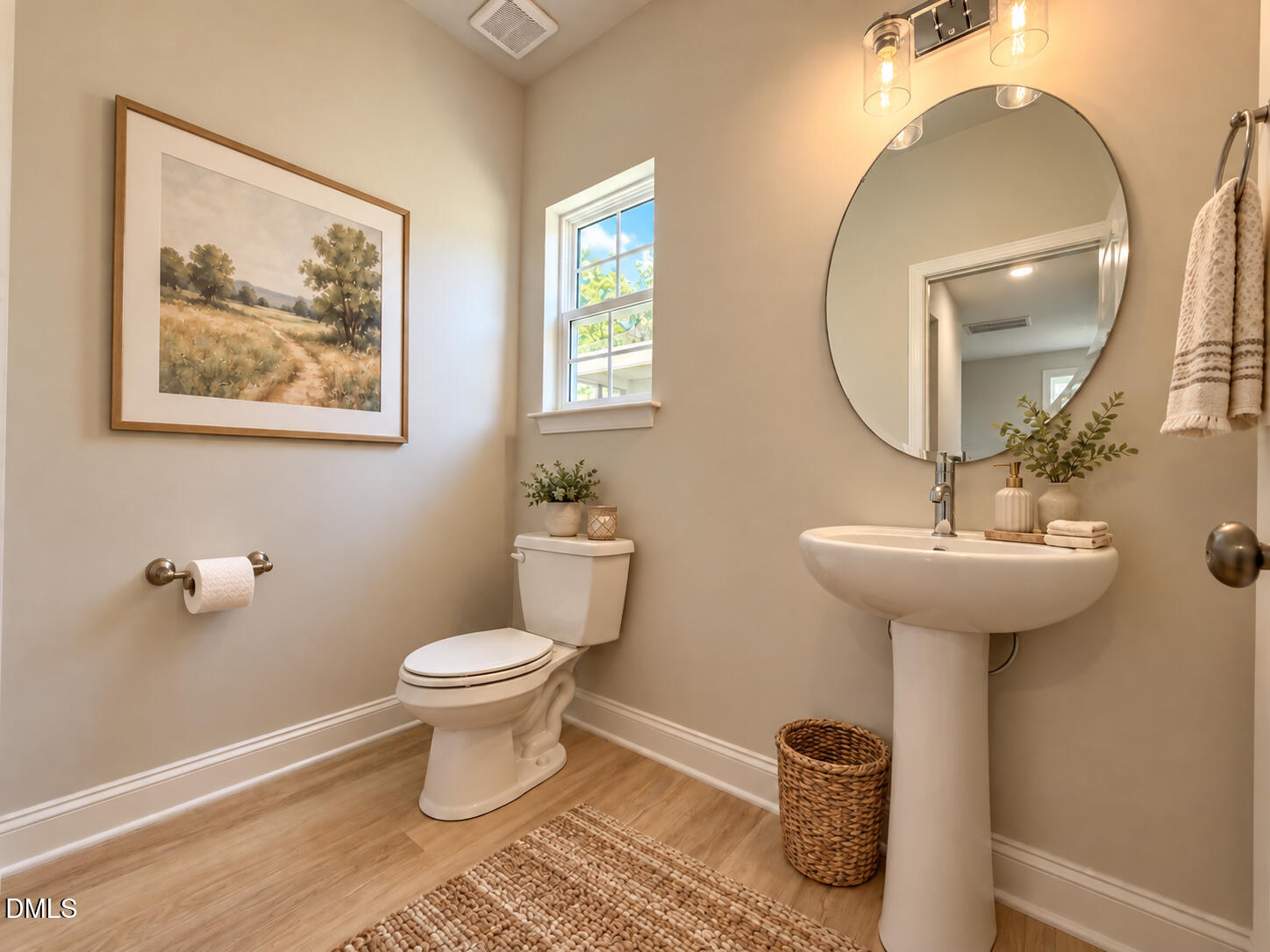 523 Valentine Court Property Photo 8