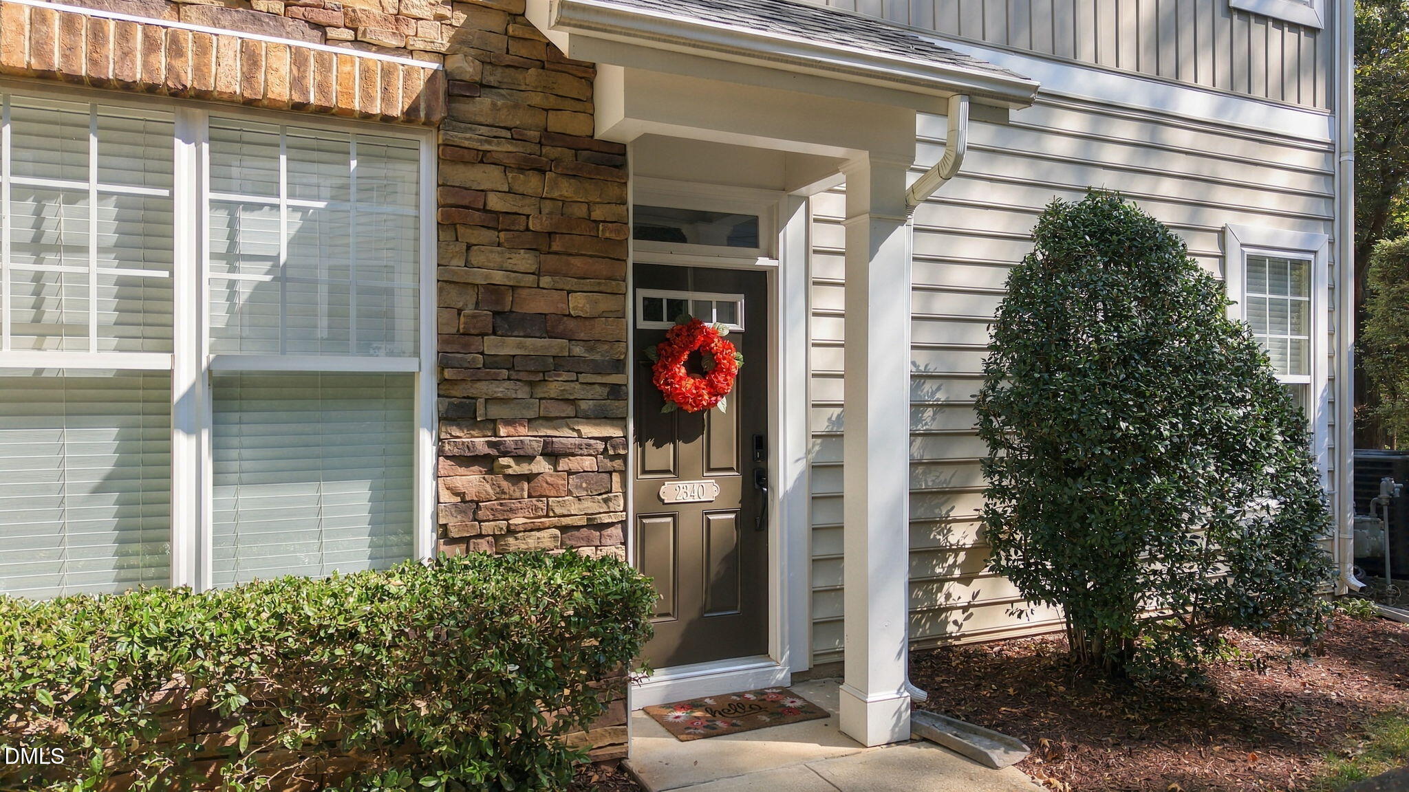 2340 Putters Way Property Photo 2