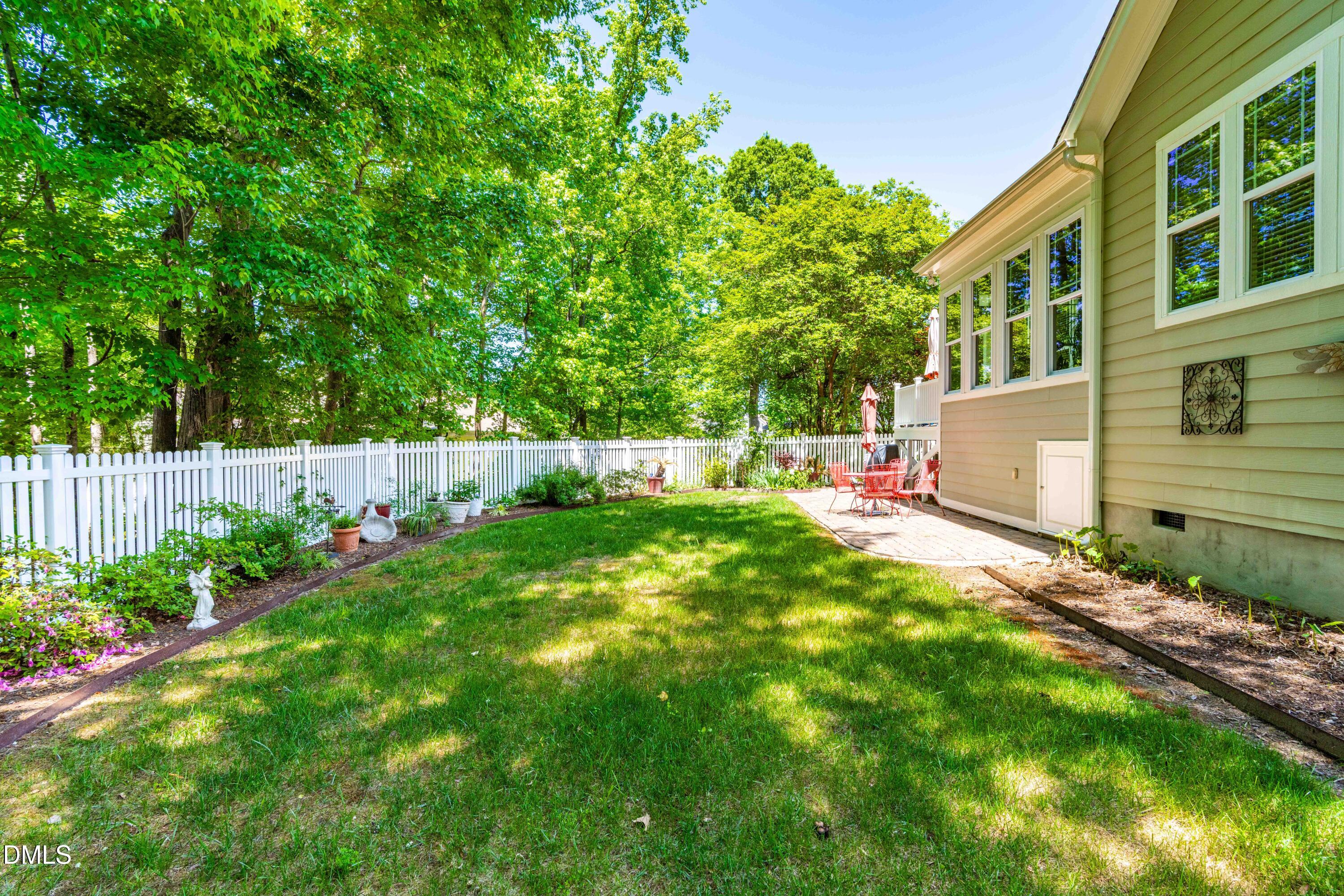 399 Beckwith Avenue Property Photo 31
