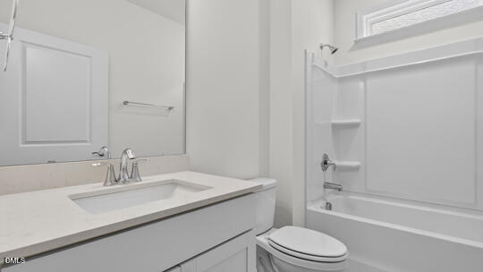 361 Alexis Loop Property Photo 27