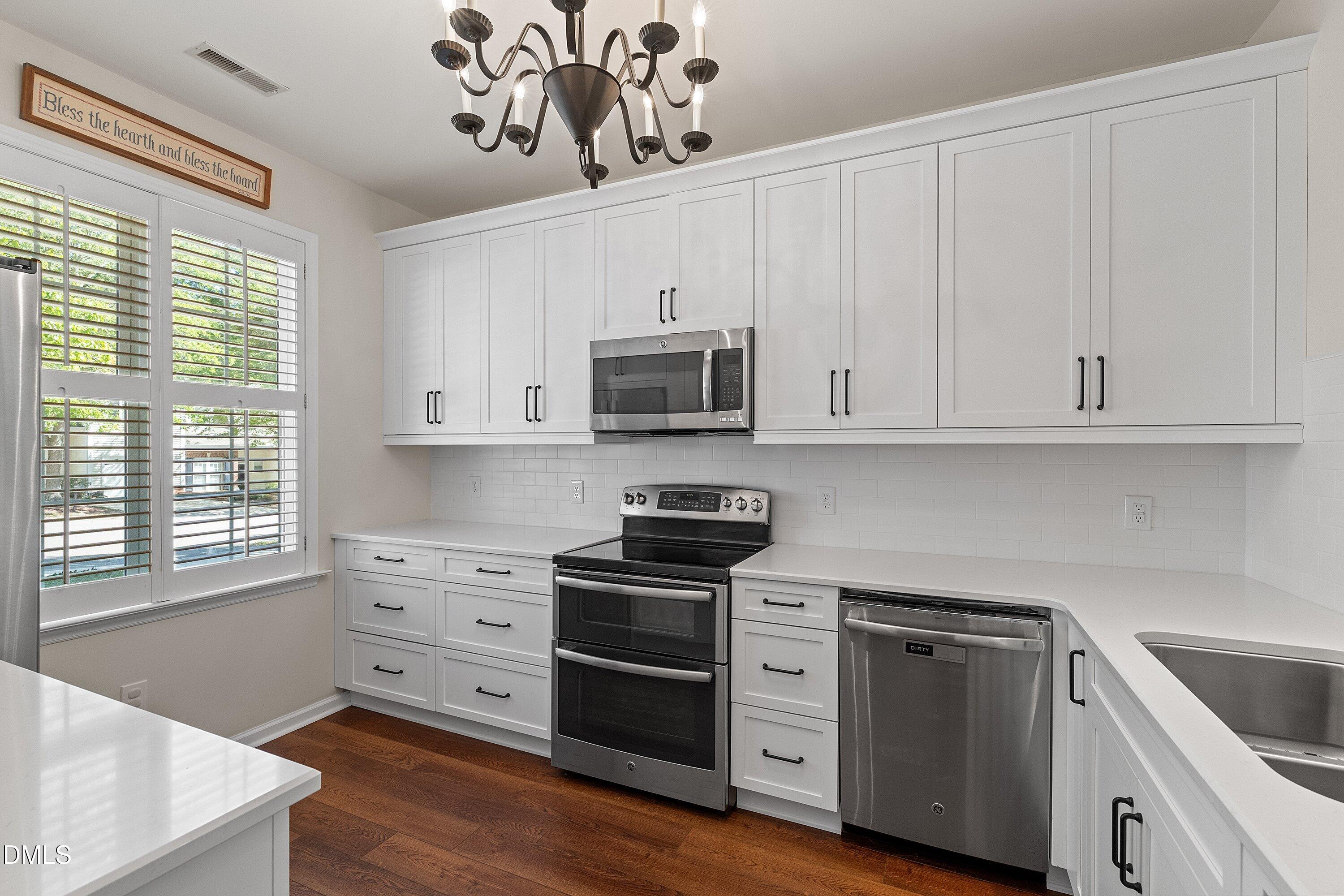 3012 Coxindale Drive Property Photo 4