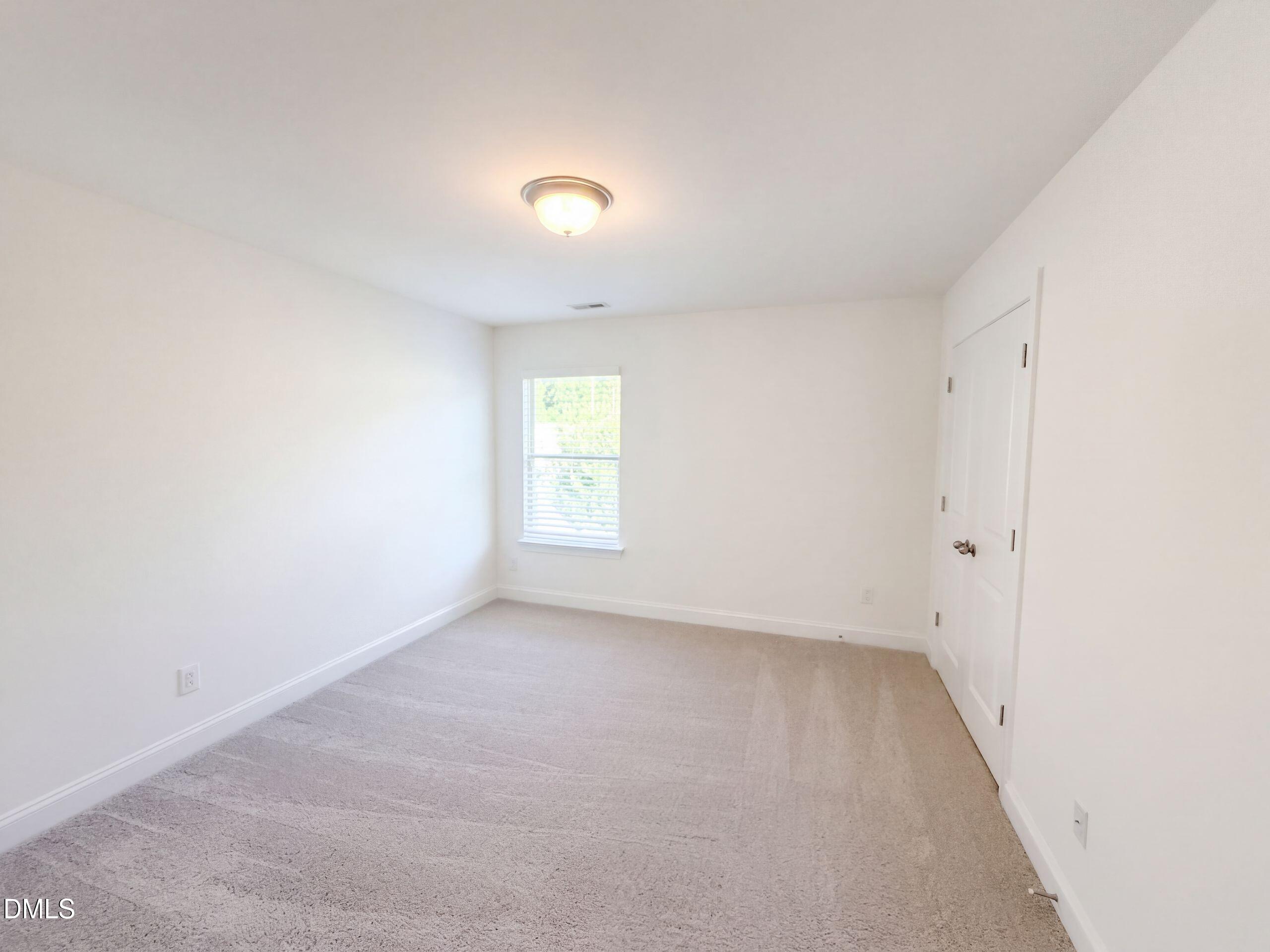 2703 Fern Willow Court Property Photo 9