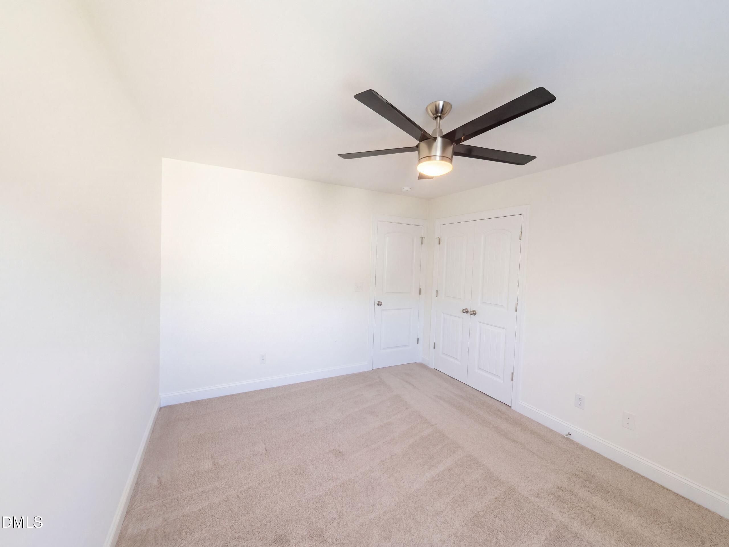 2703 Fern Willow Court Property Photo 11
