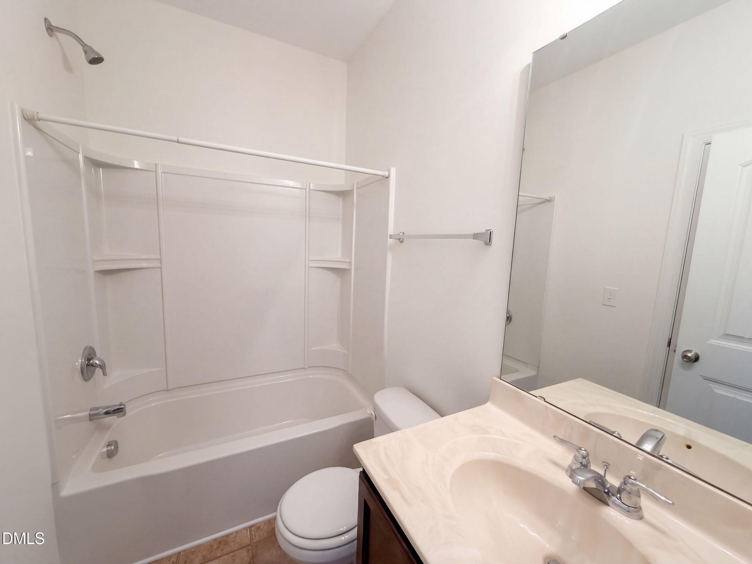 2703 Fern Willow Court Property Photo 14