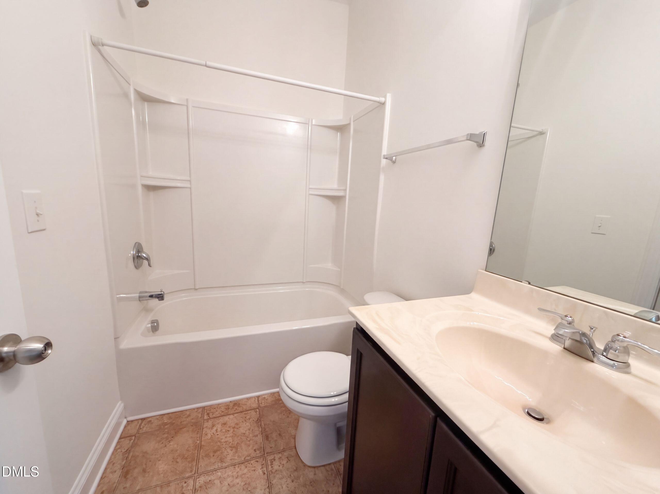 2703 Fern Willow Court Property Photo 16