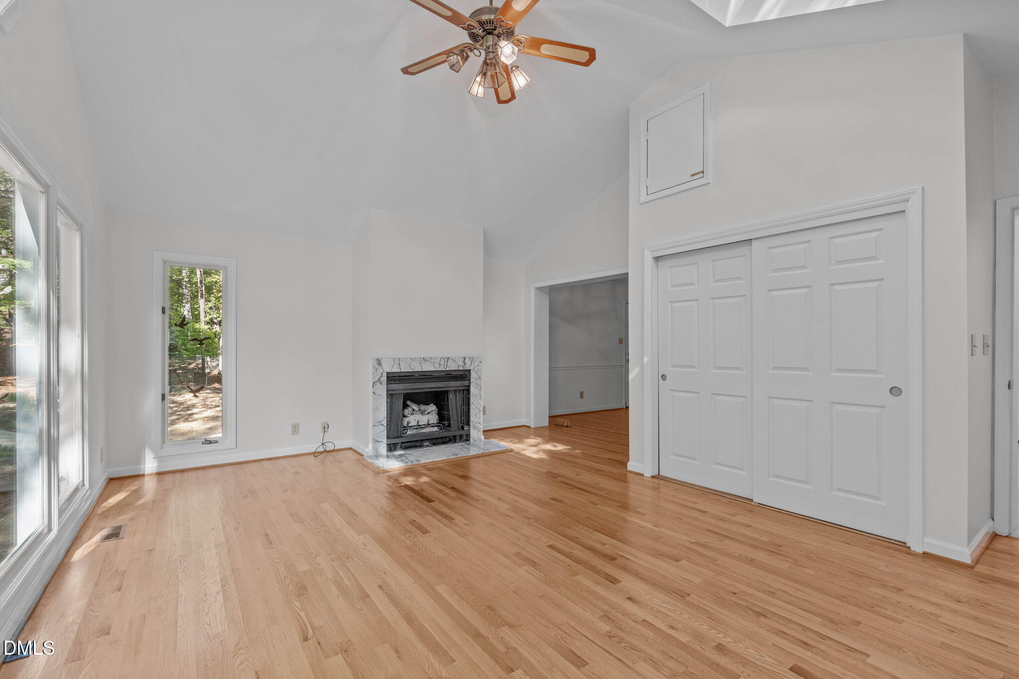 420 November Drive Property Photo 3