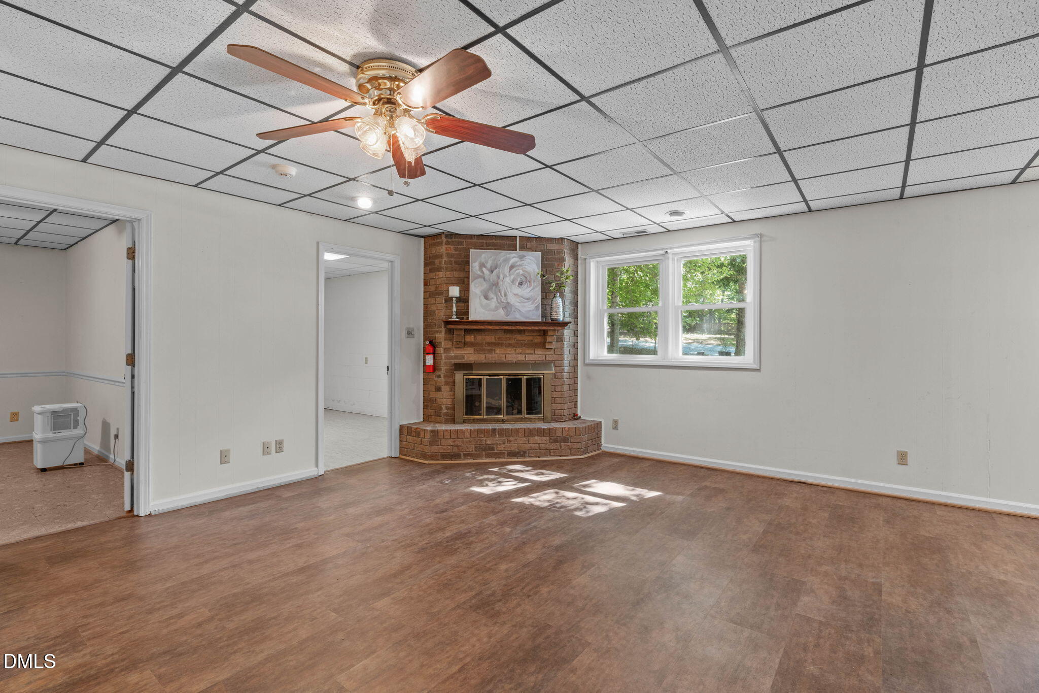 420 November Drive Property Photo 5