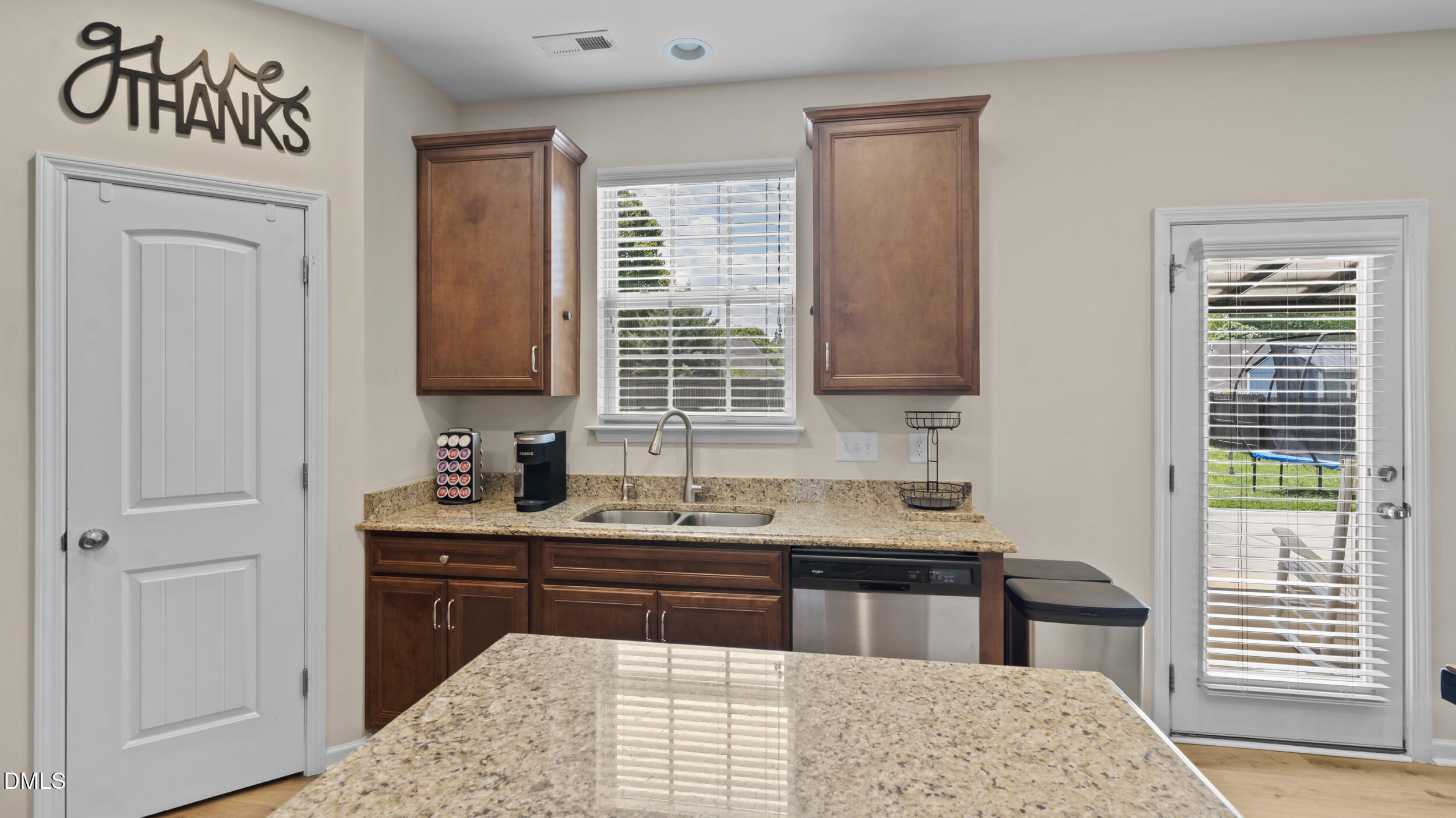 231 Fair Oaks Court Property Photo 16